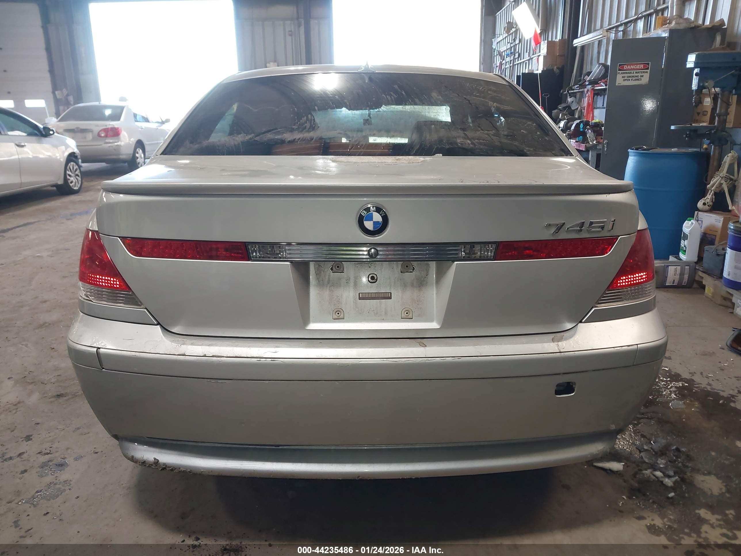 2002 Bmw 745i   vin: WBAGL63402DP52555