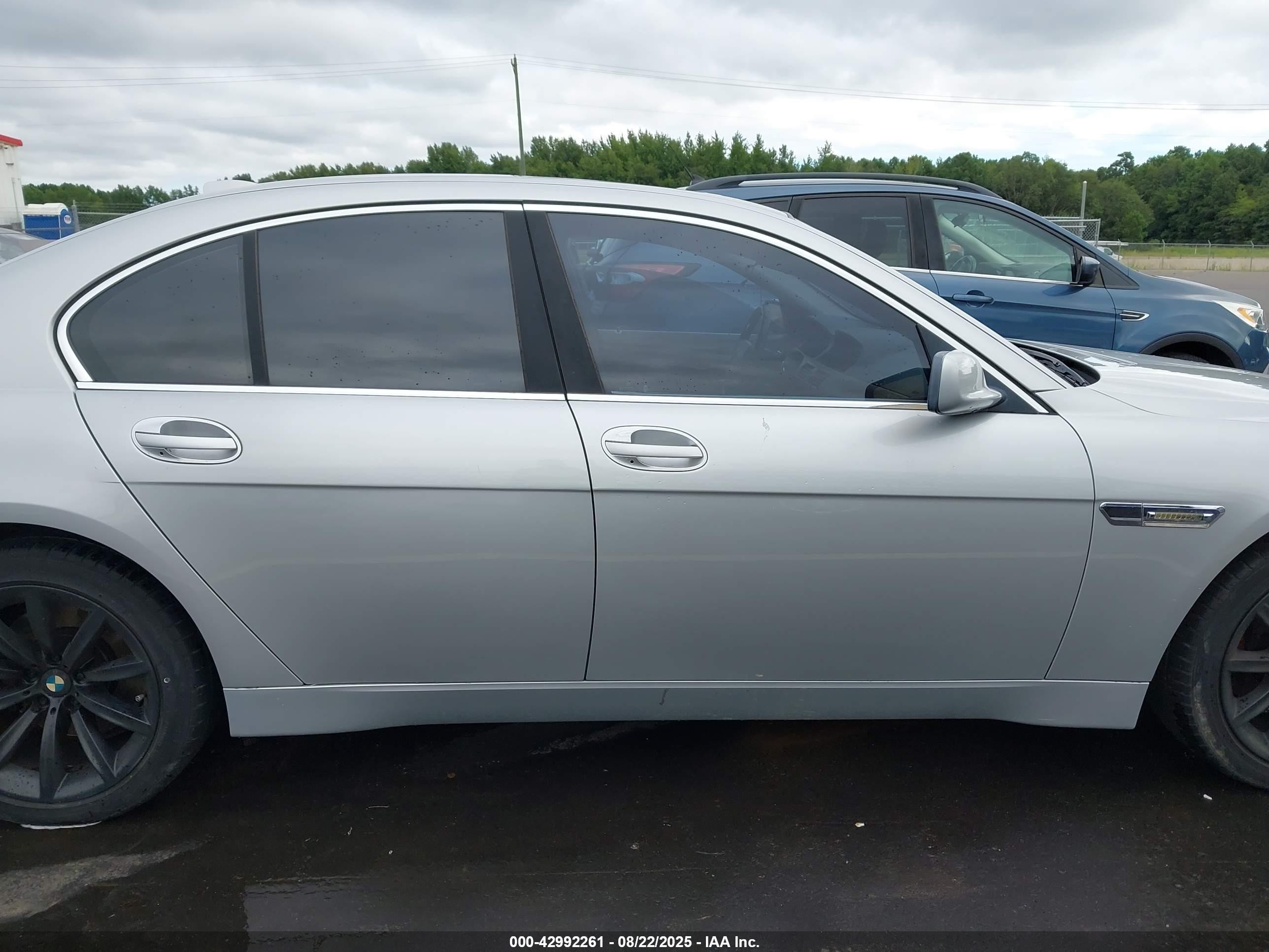 2003 Bmw 745i   Серебряный vin: WBAGL63403DP68207