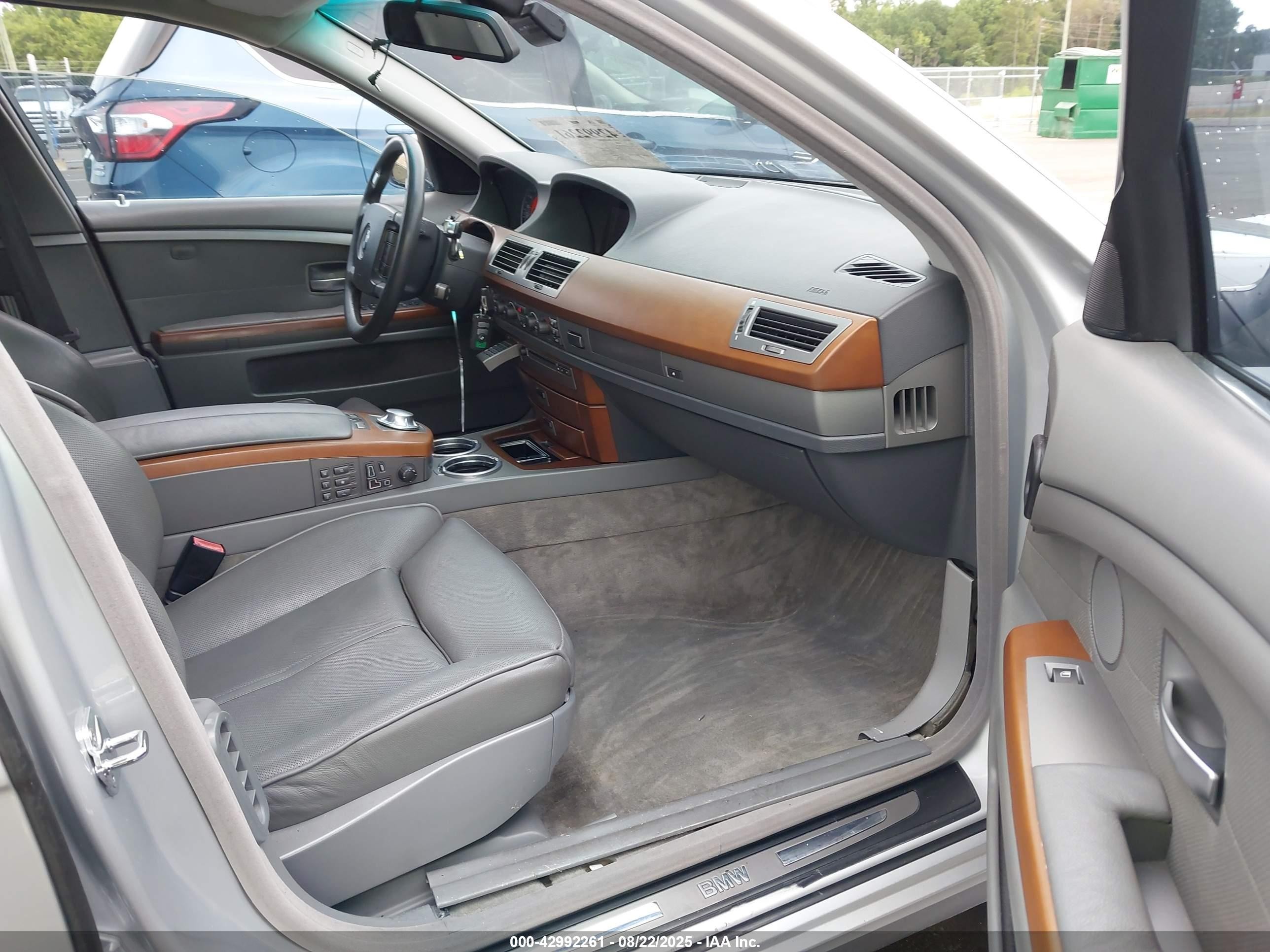 2003 Bmw 745i   Серебряный vin: WBAGL63403DP68207