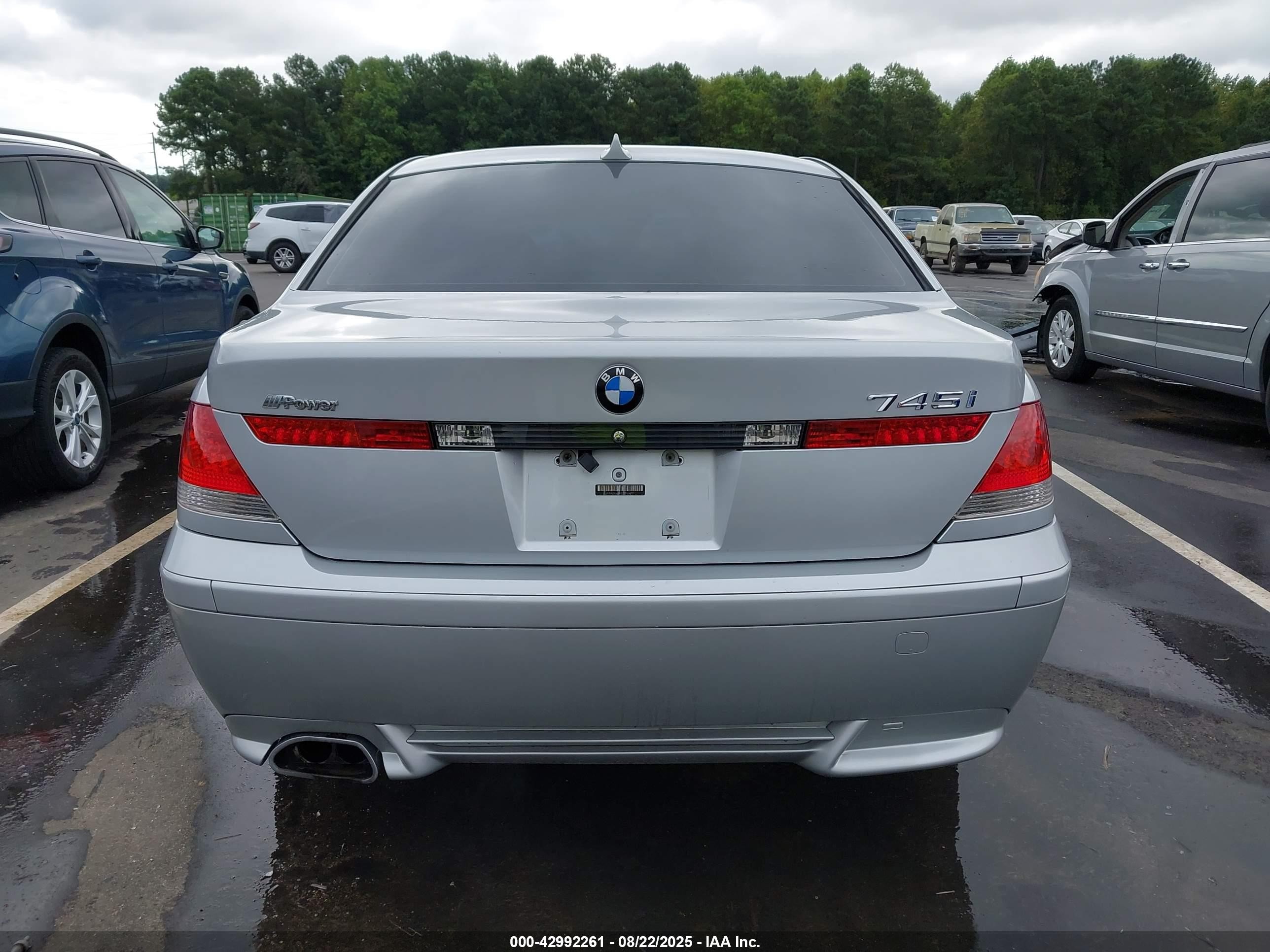 2003 Bmw 745i   Серебряный vin: WBAGL63403DP68207