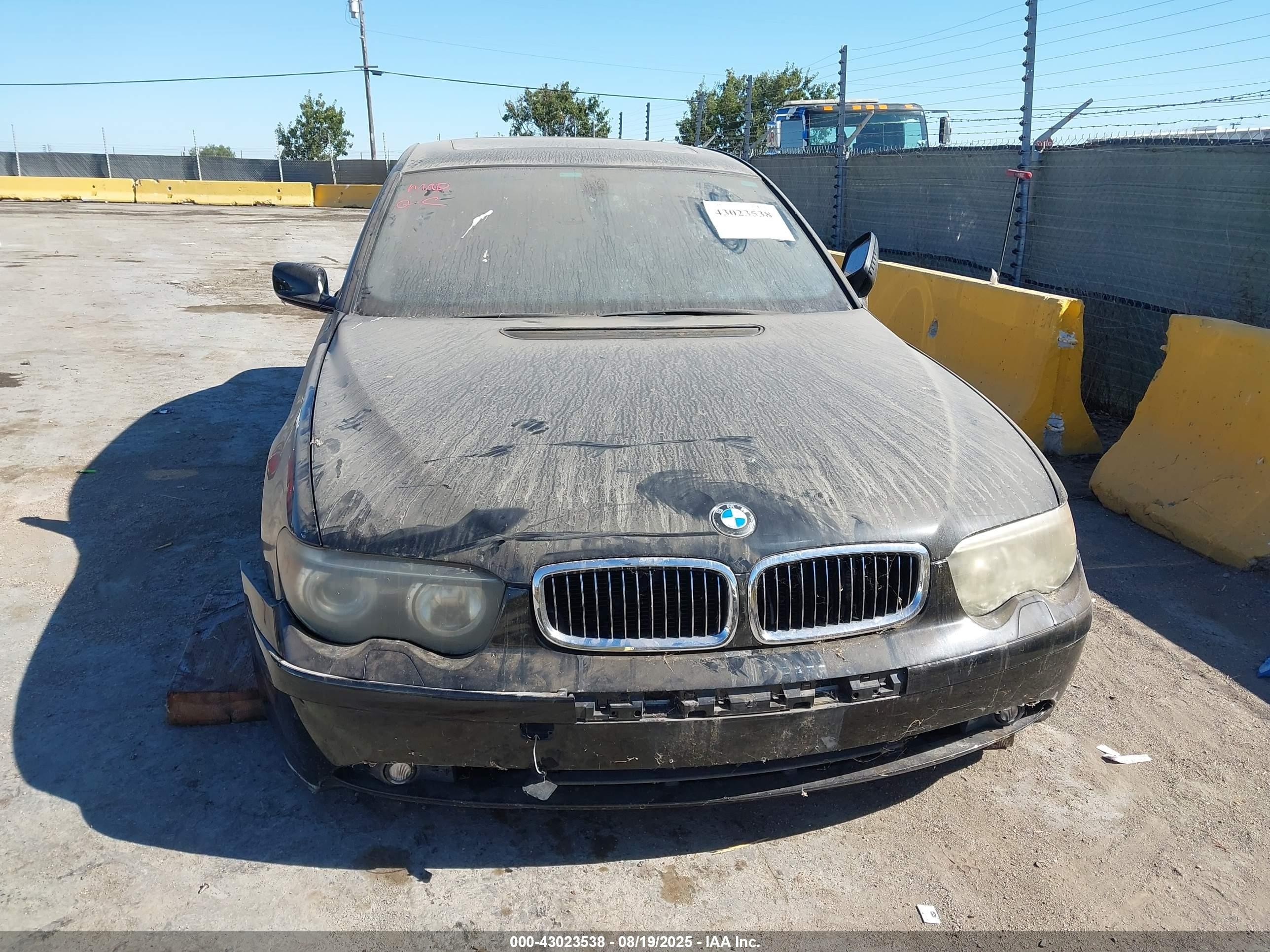 2003 Bmw 745i   Черный vin: WBAGL63423DP65521