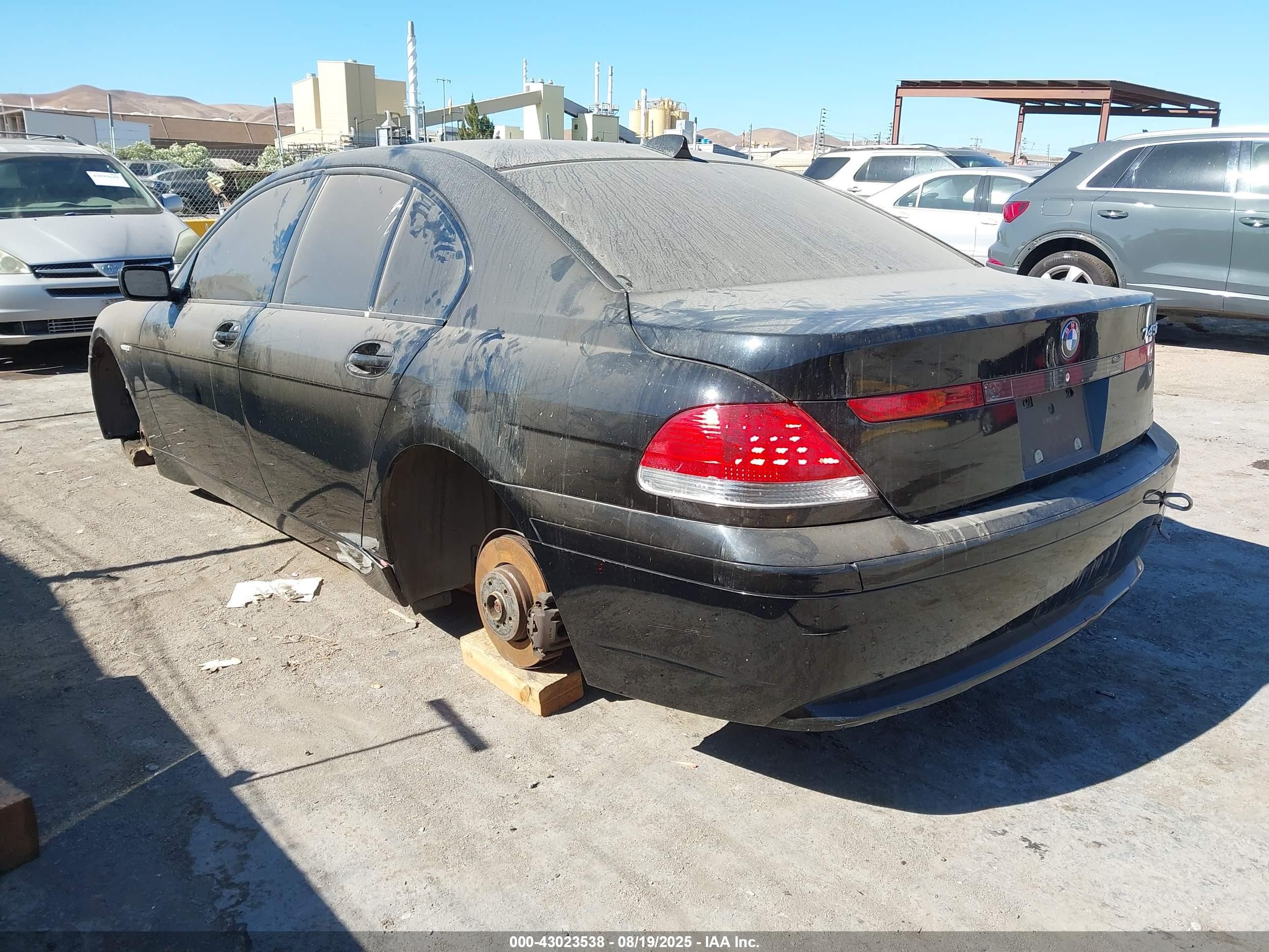 2003 Bmw 745i   Черный vin: WBAGL63423DP65521