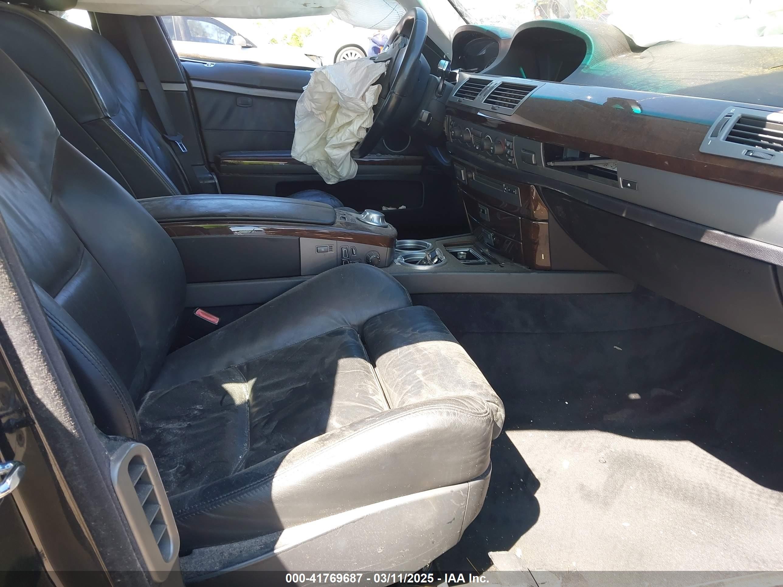 2005 Bmw 745i   Black vin: WBAGL63585DP76177