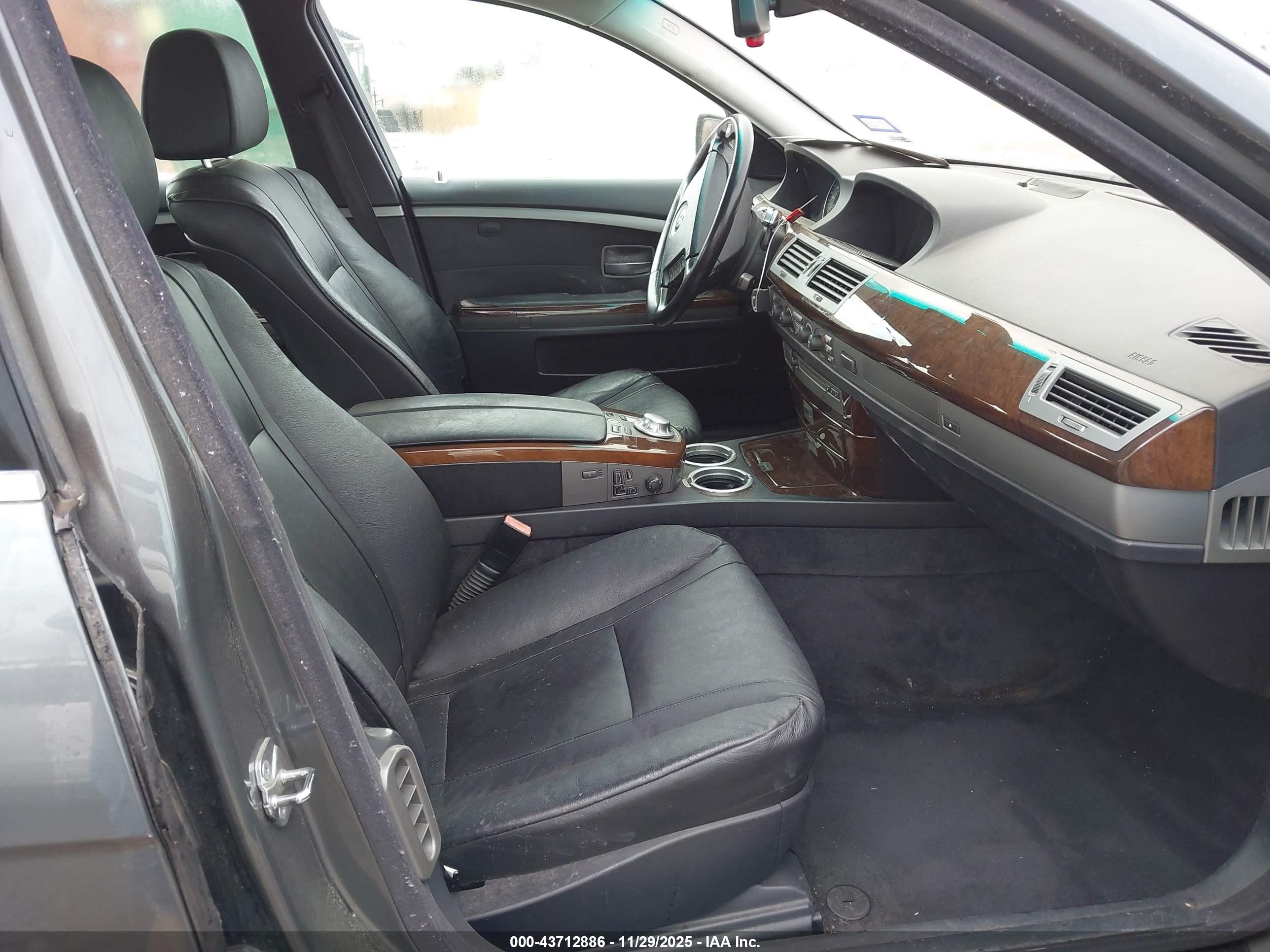 2004 Bmw 745i   Серый vin: WBAGL63594DP72895
