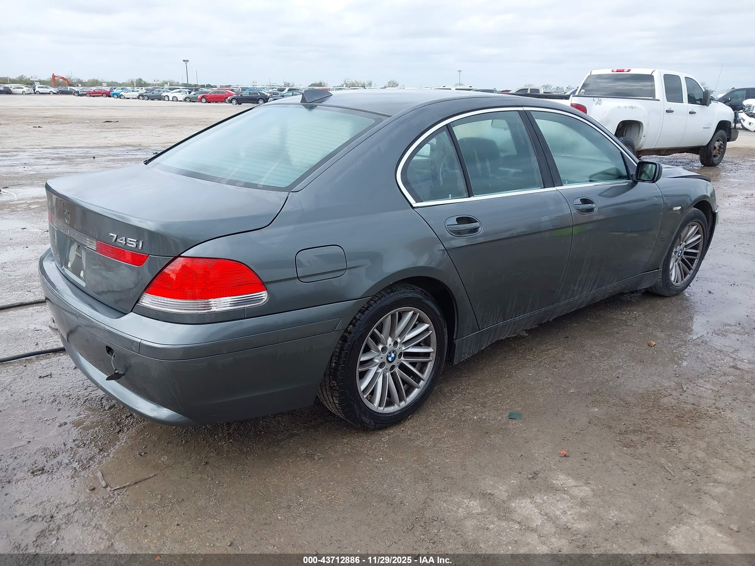 2004 Bmw 745i   Серый vin: WBAGL63594DP72895