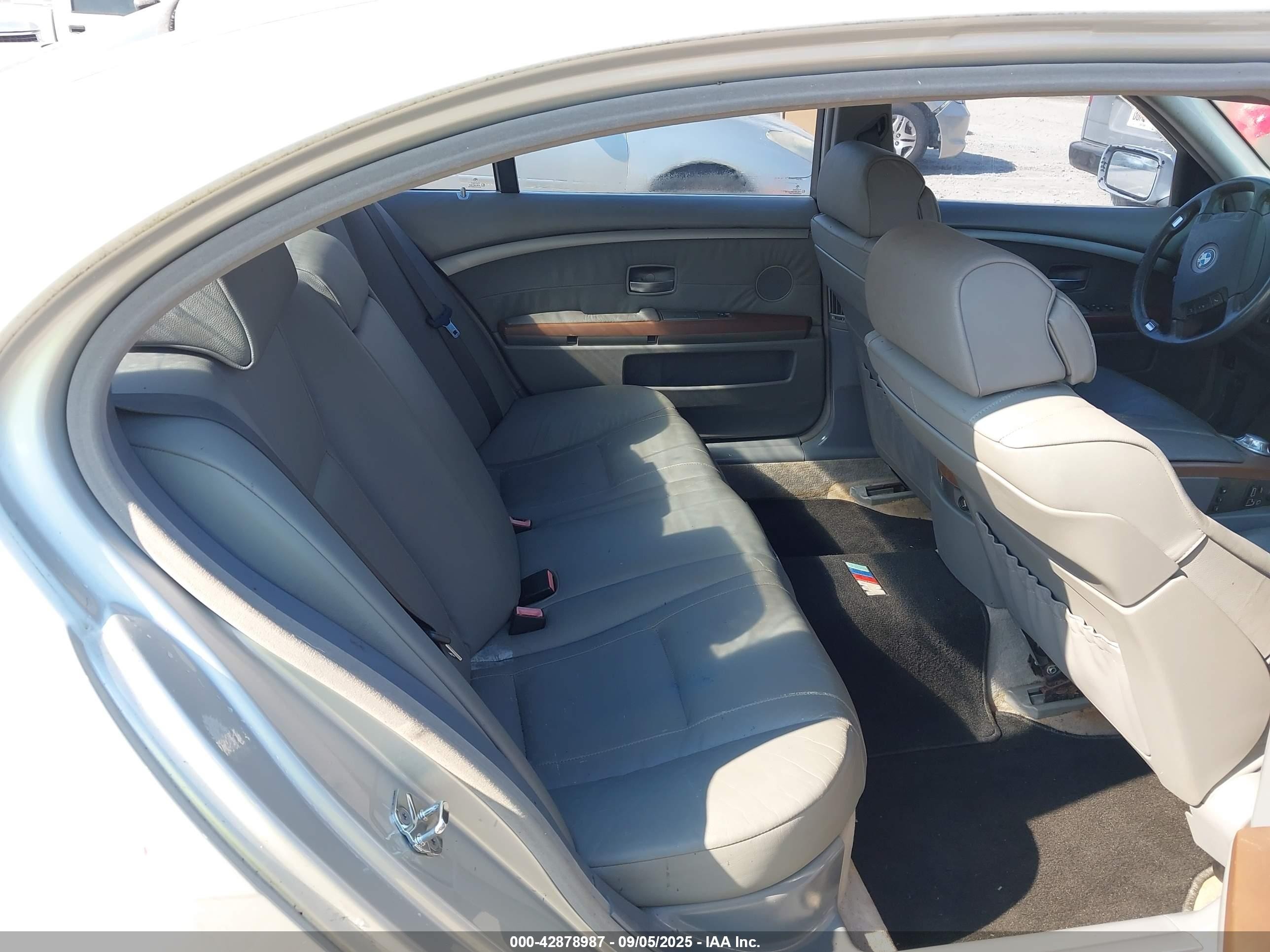 2003 Bmw 745li   Silver vin: WBAGN63403DR12770