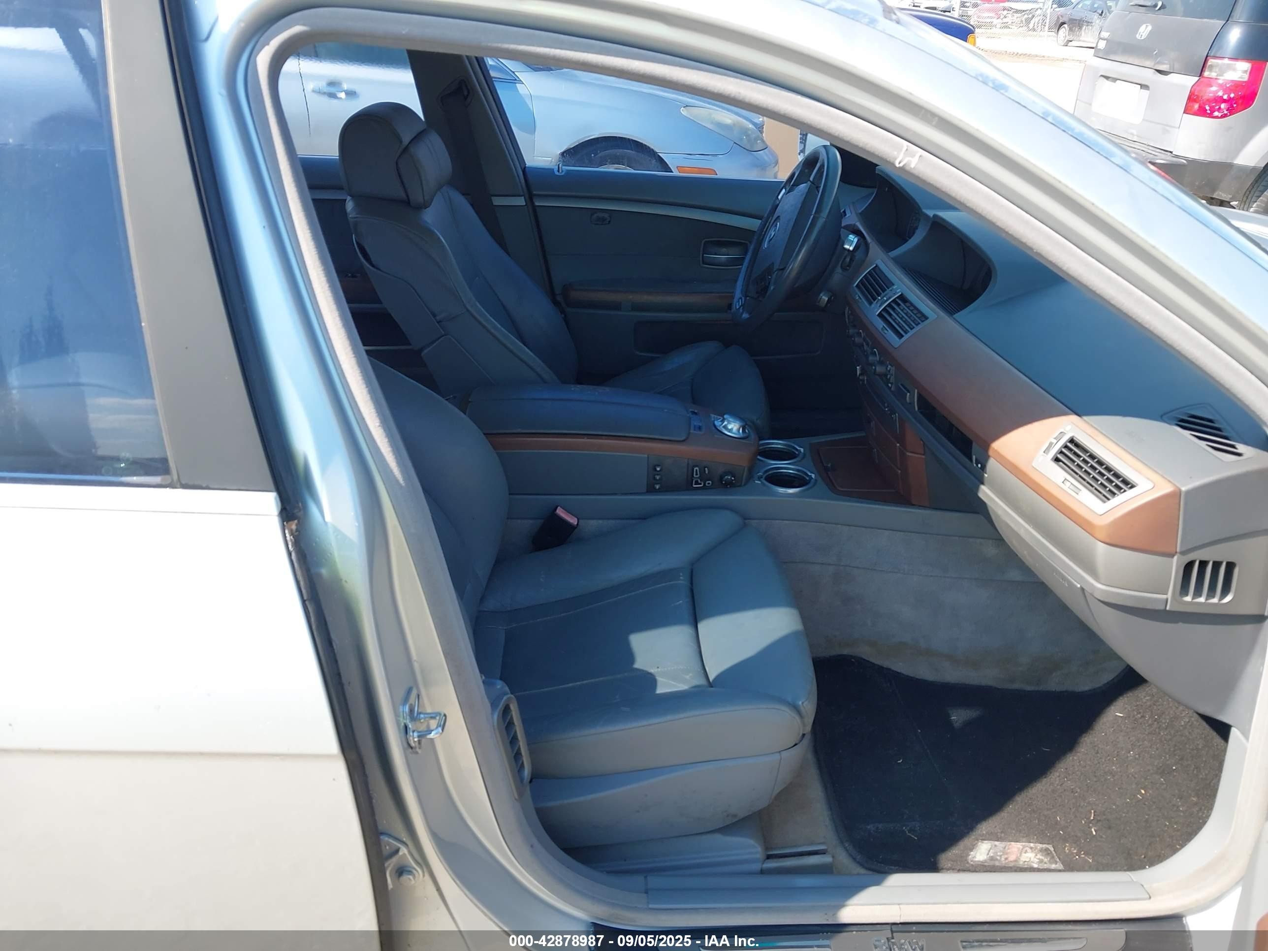 2003 Bmw 745li   Silver vin: WBAGN63403DR12770