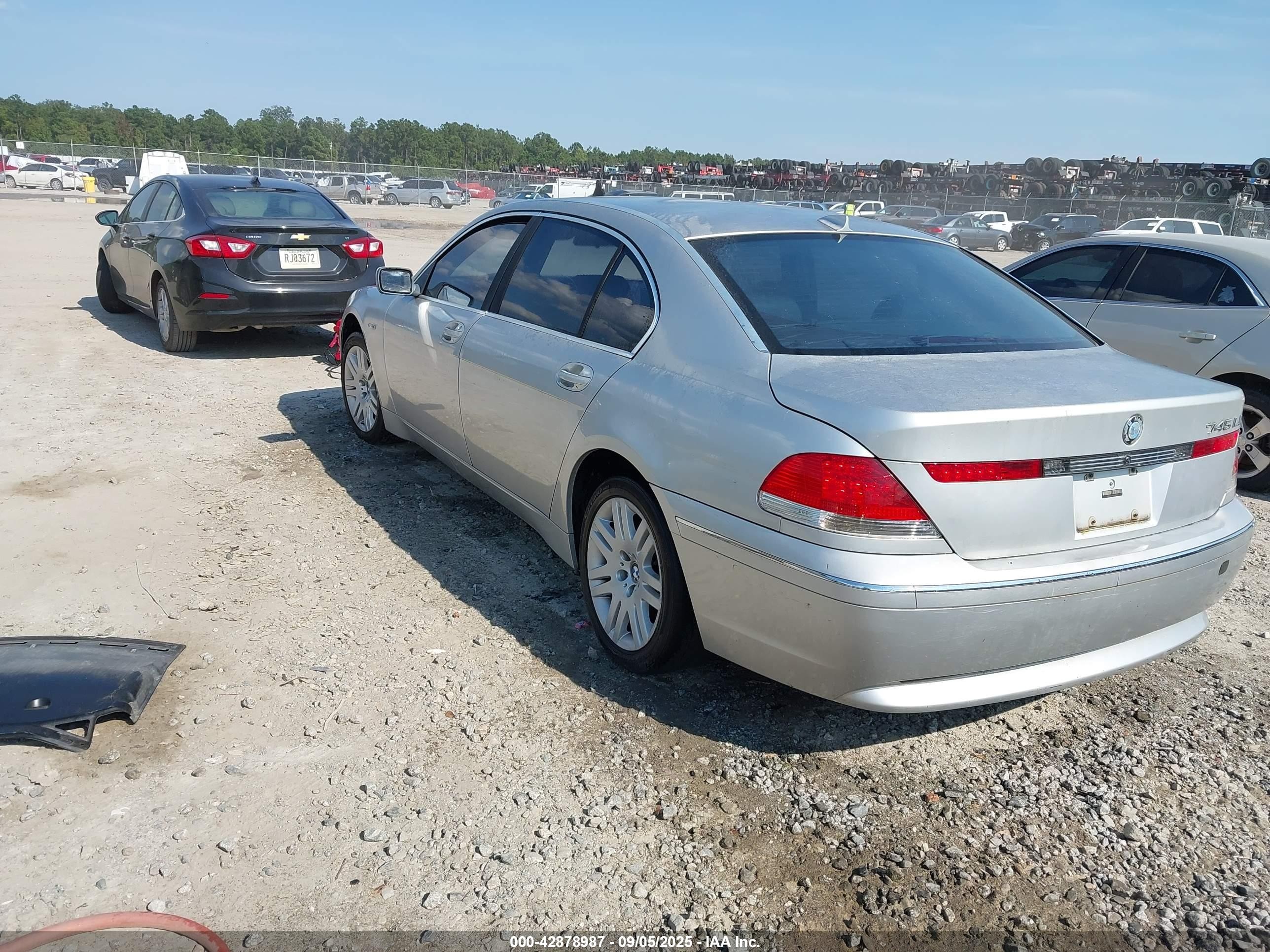 2003 Bmw 745li   Silver vin: WBAGN63403DR12770