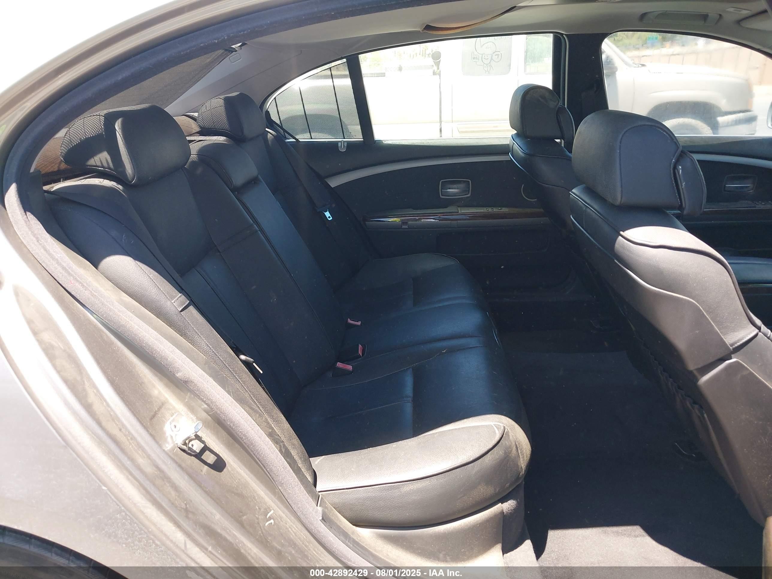 2004 Bmw 745li   Серый vin: WBAGN63434DS47641