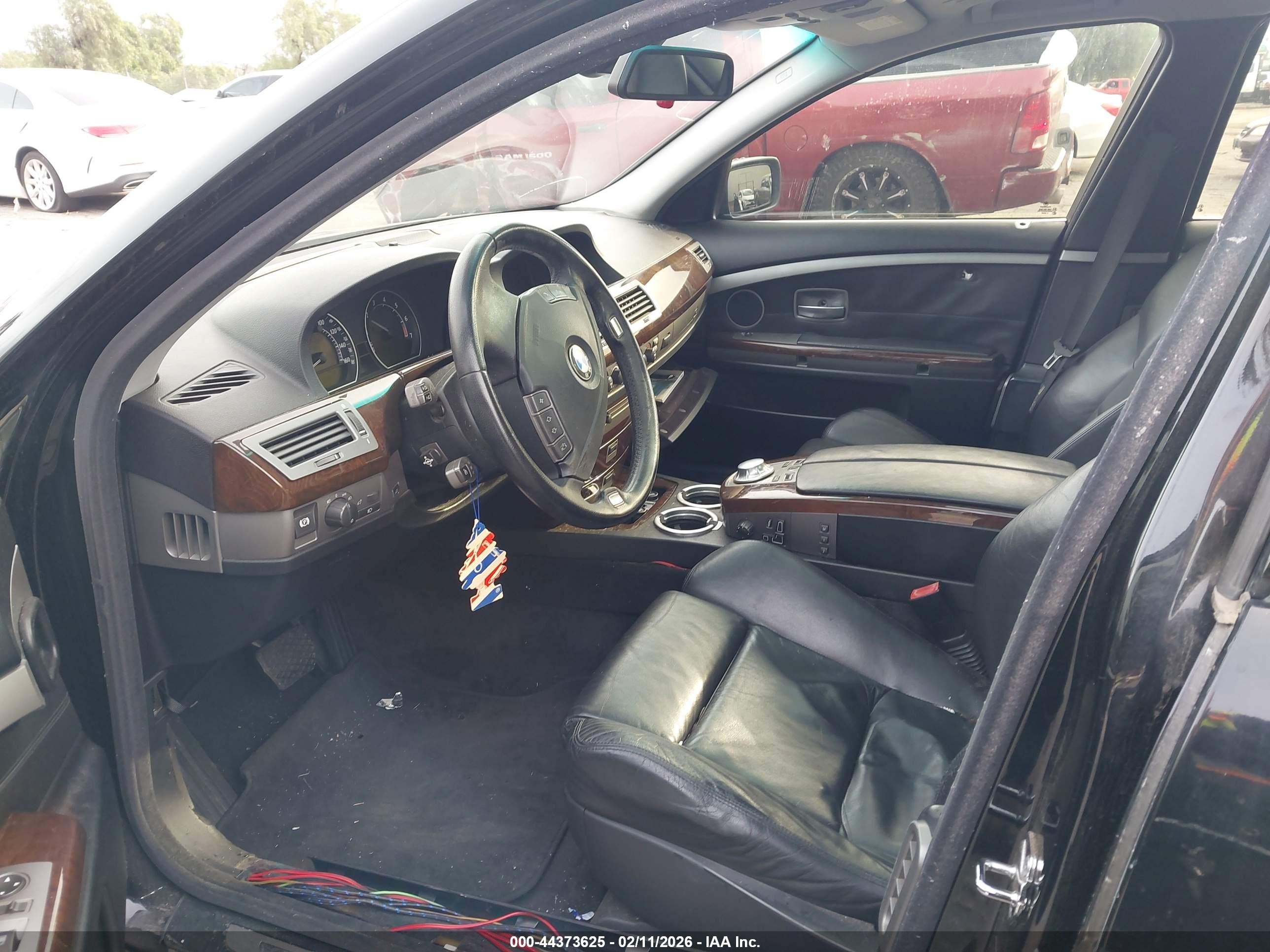 2004 Bmw 745li   Black vin: WBAGN63444DS51620