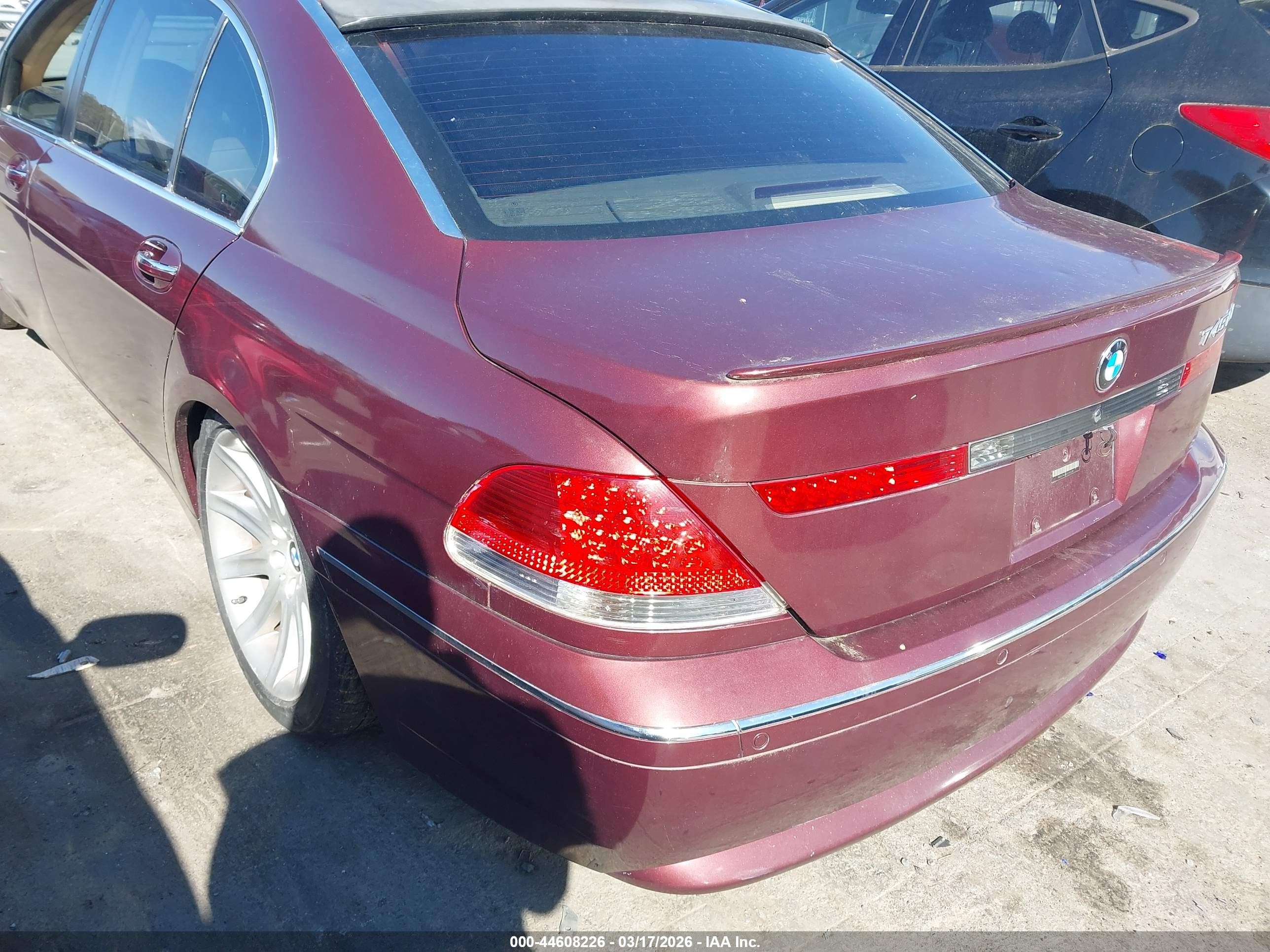 2005 Bmw 745li   Burgundy vin: WBAGN63505DS56159