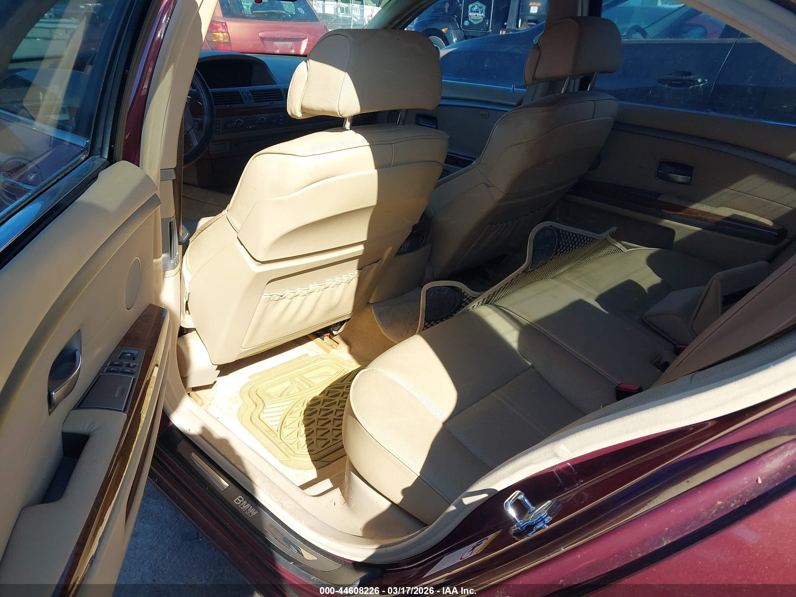 2005 Bmw 745li   Burgundy vin: WBAGN63505DS56159