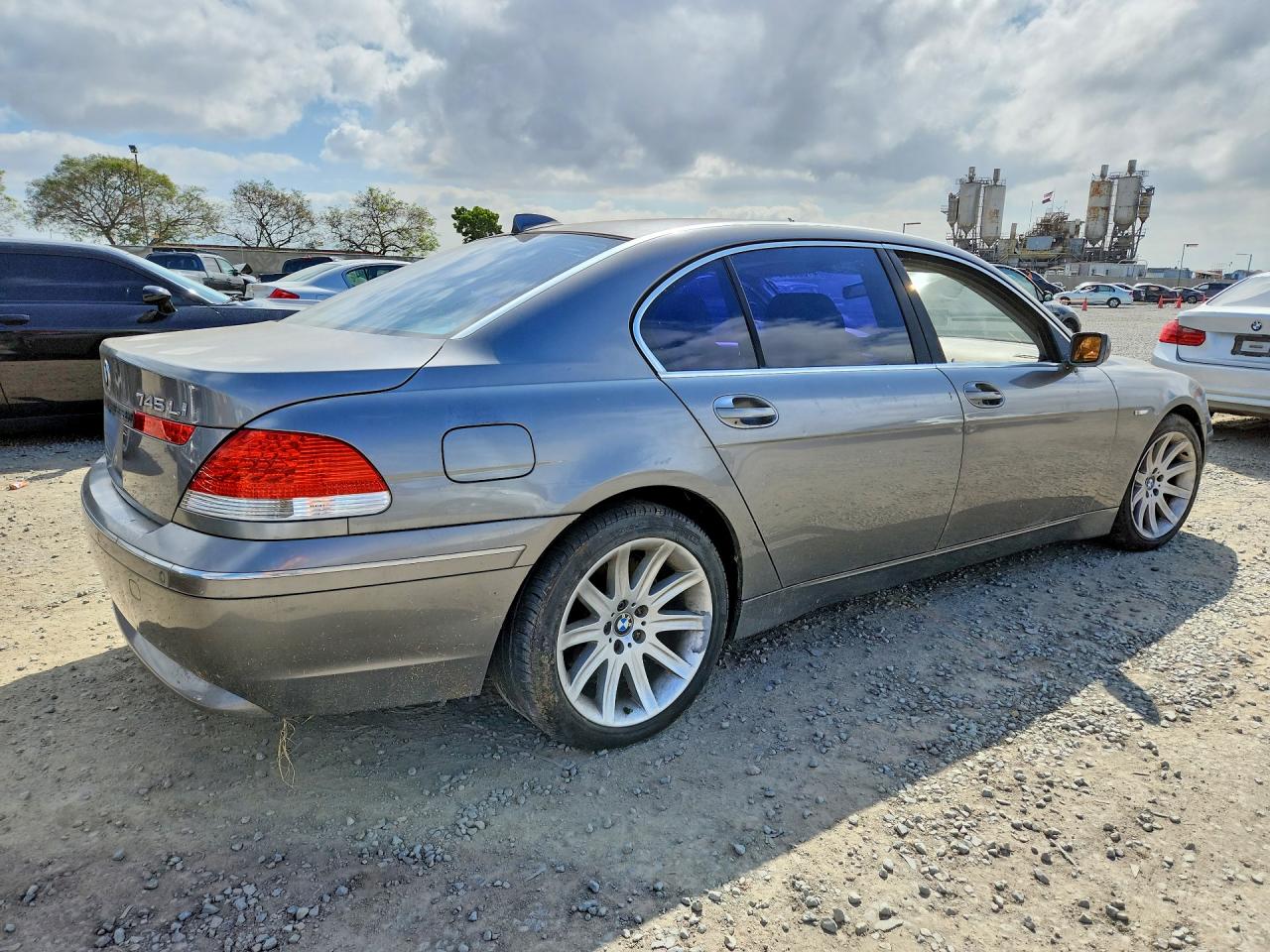 2004 Bmw 745 Li Silver vin: WBAGN63534DS54257