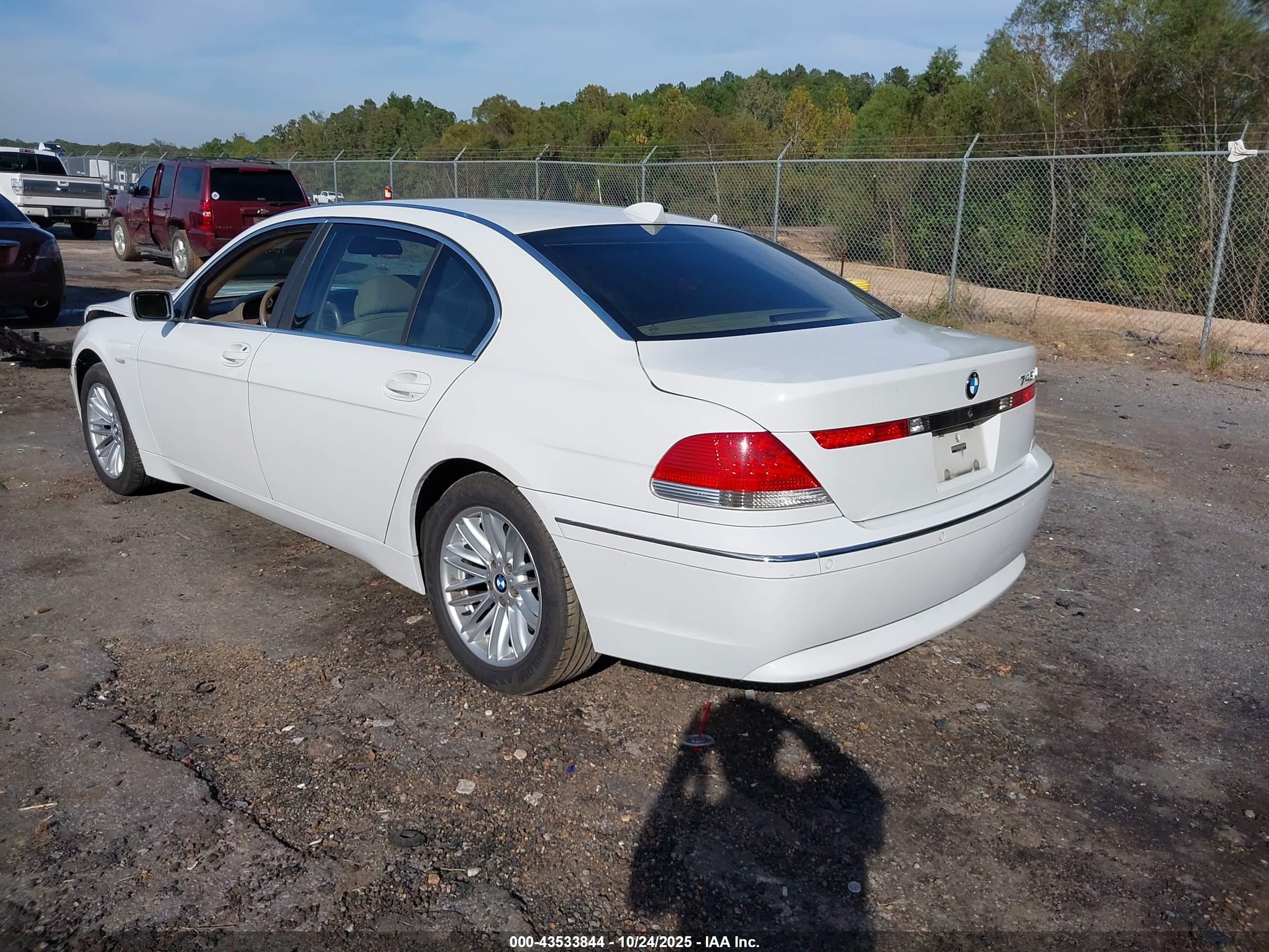 2004 Bmw 745li   Белый vin: WBAGN63544DS54493