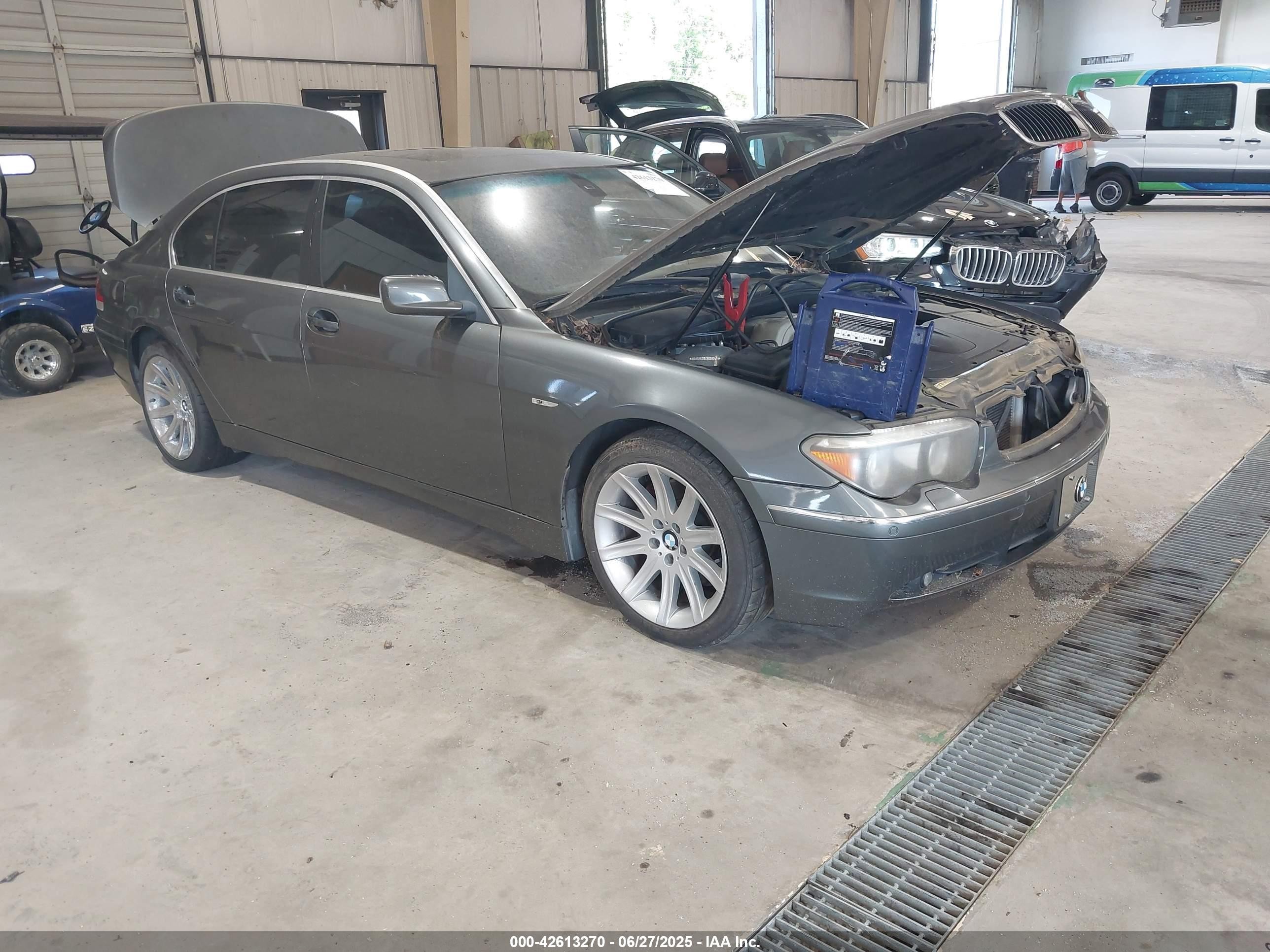2005 Bmw 745li   Gray vin: WBAGN635X5DS60431