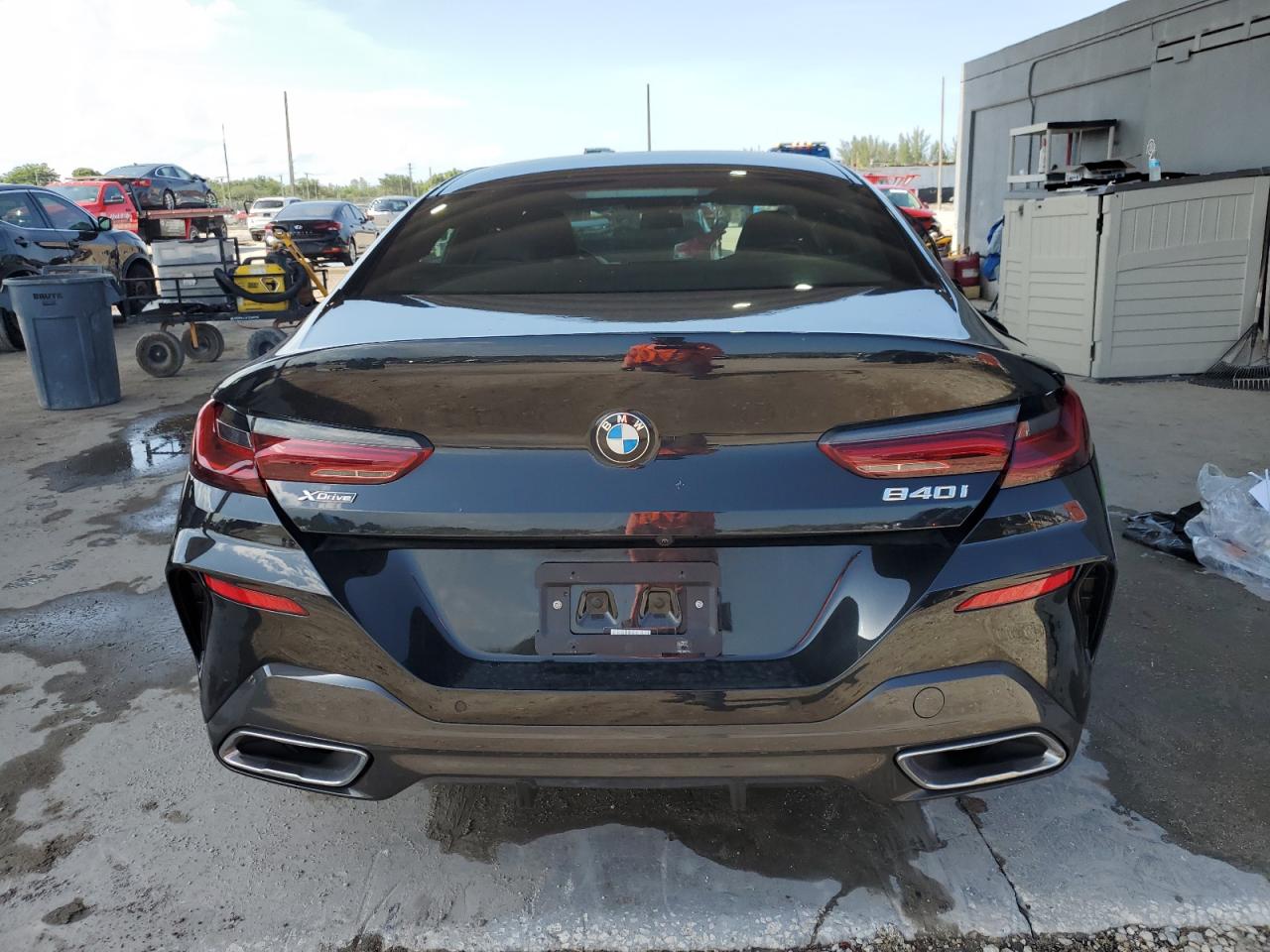 2023 Bmw 840xi    Черный vin: WBAGV4C05PCM99791