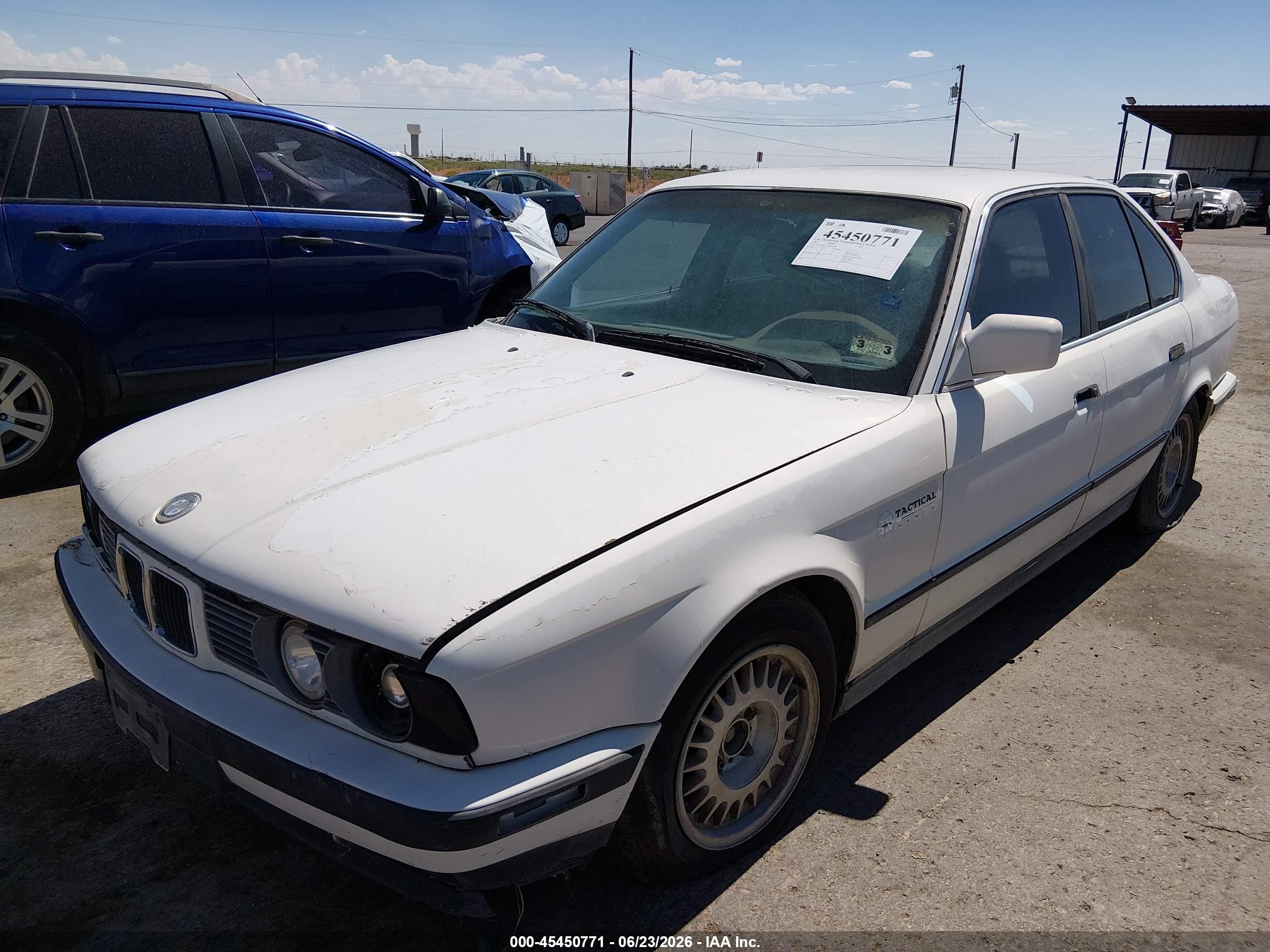 1992 Bmw 525 I Automatic Белый vin: WBAHD6311NBJ72190