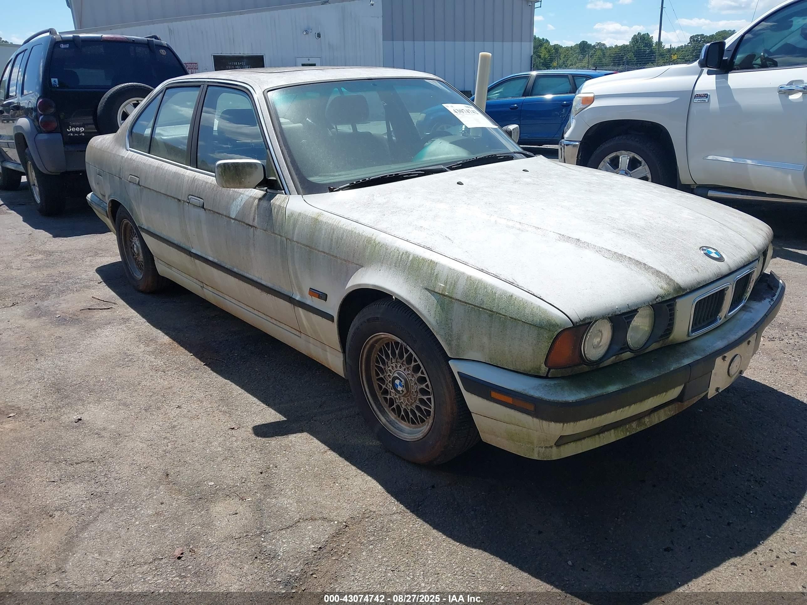 1995 Bmw 525 I Automatic White vin: WBAHD6322SGK52024