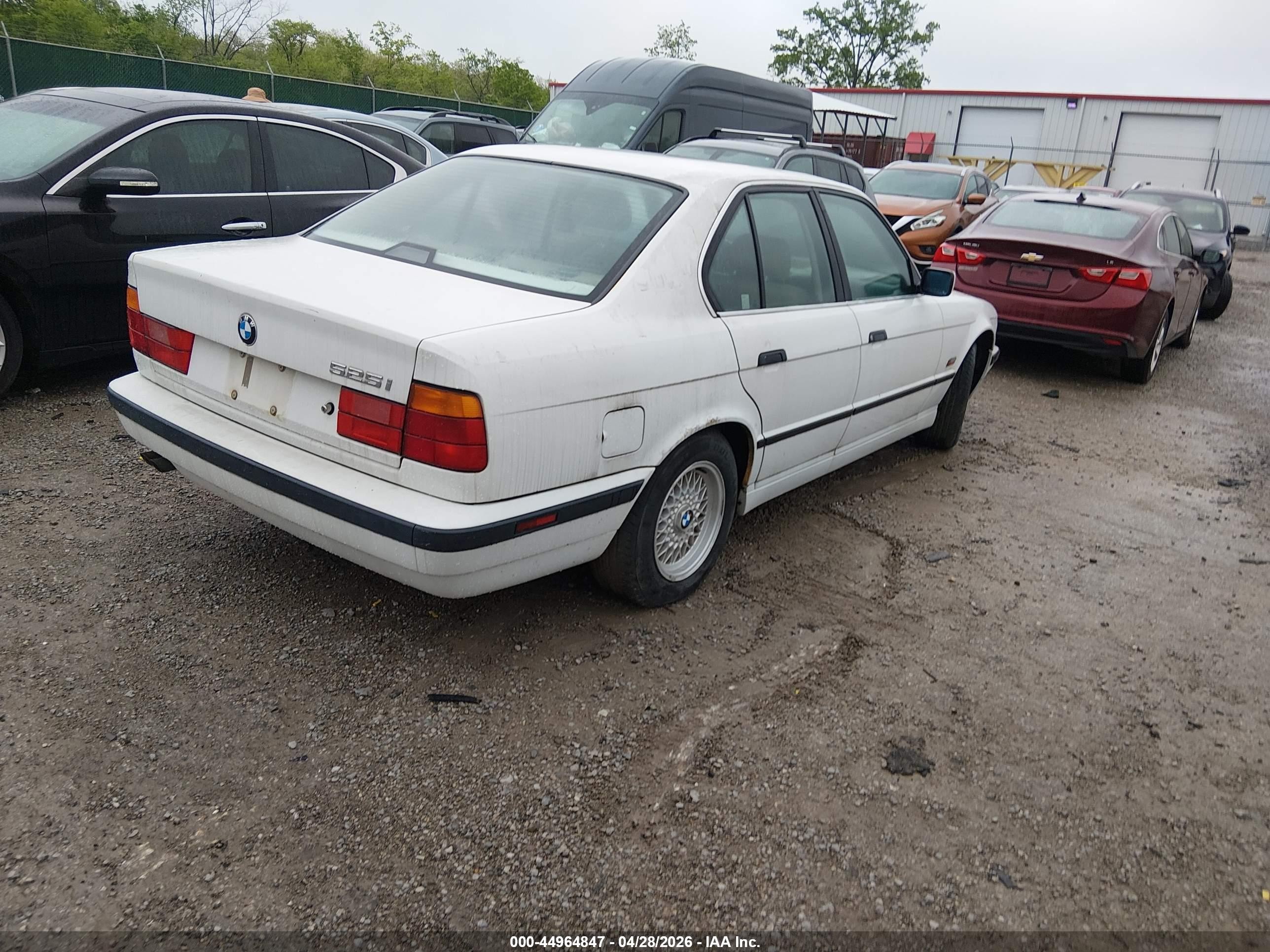 1995 Bmw 525 I Automatic White vin: WBAHD6323SGK52324