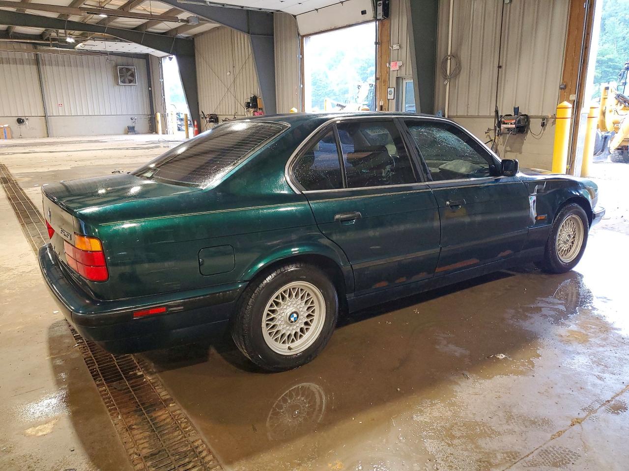 1995 Bmw 525 I Automatic Зеленый vin: WBAHD6328SGK84685