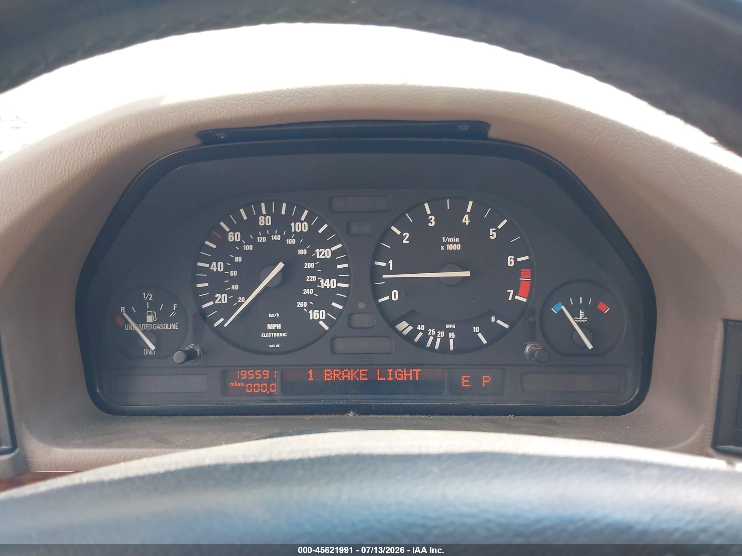 1994 Bmw 525 I Automatic Red vin: WBAHD6329RGK44996