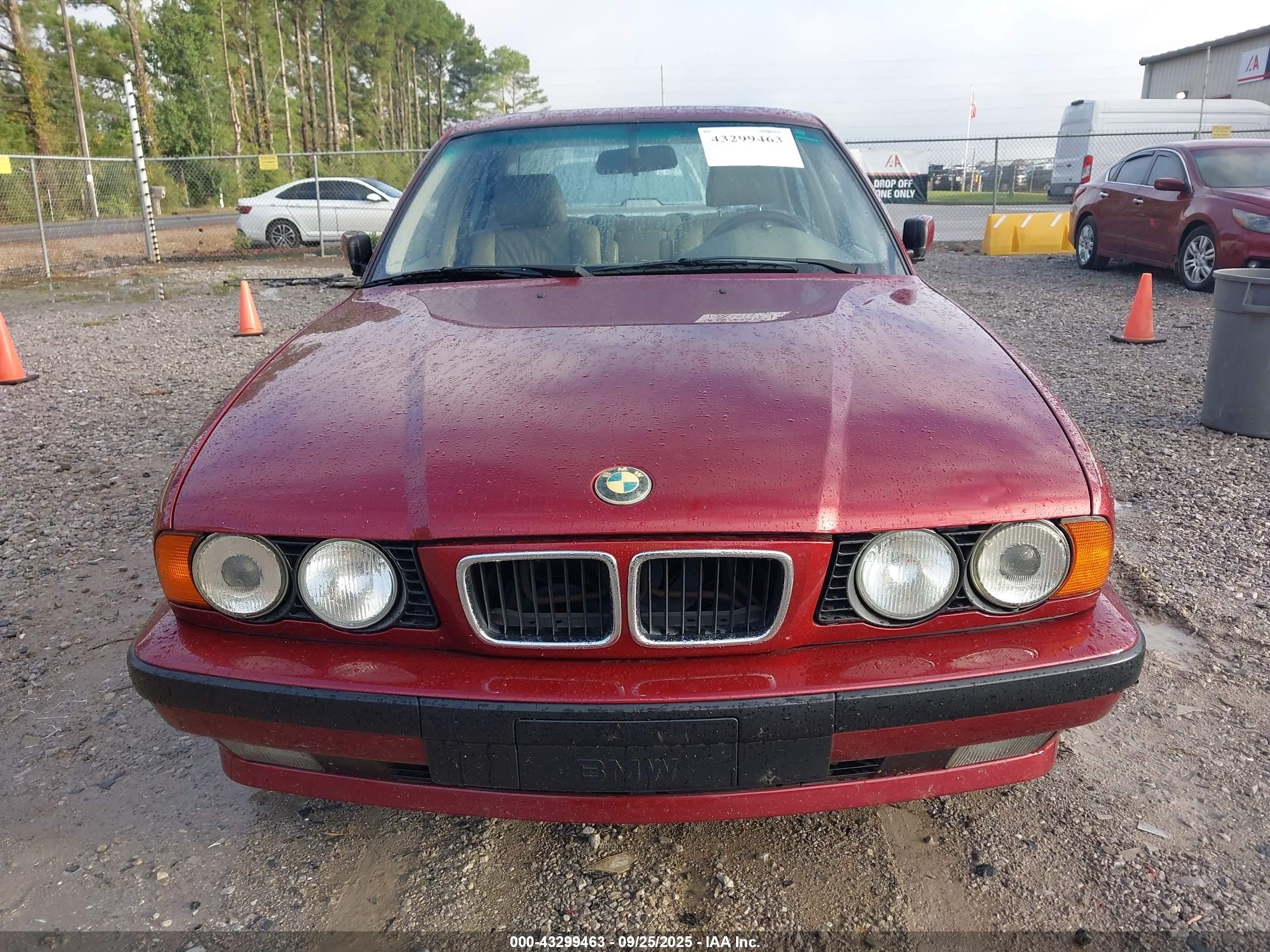 1995 Bmw 525 I Automatic Red vin: WBAHD632XSGK59156