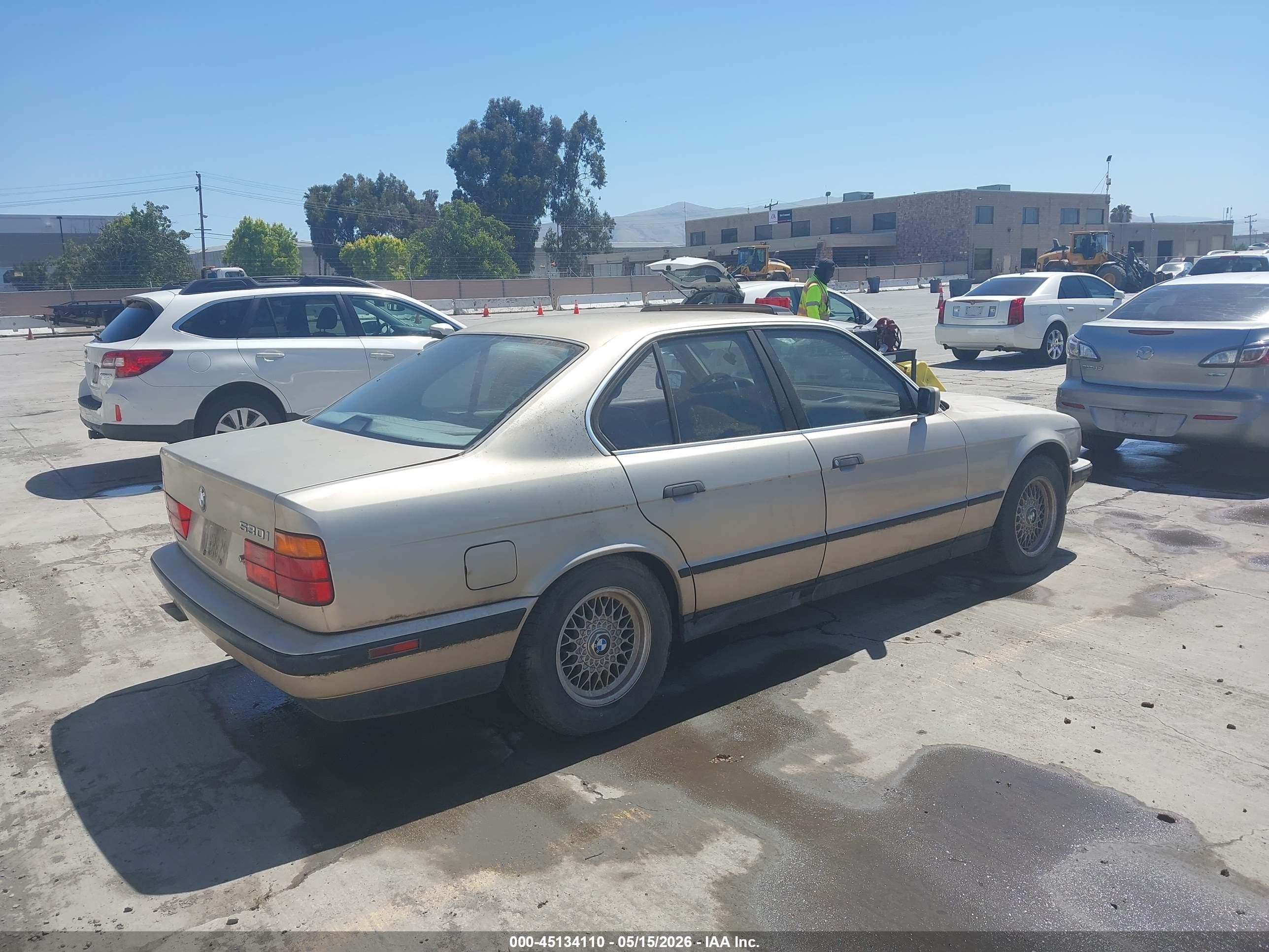1994 Bmw 530 I Gold vin: WBAHE1313RGE53578
