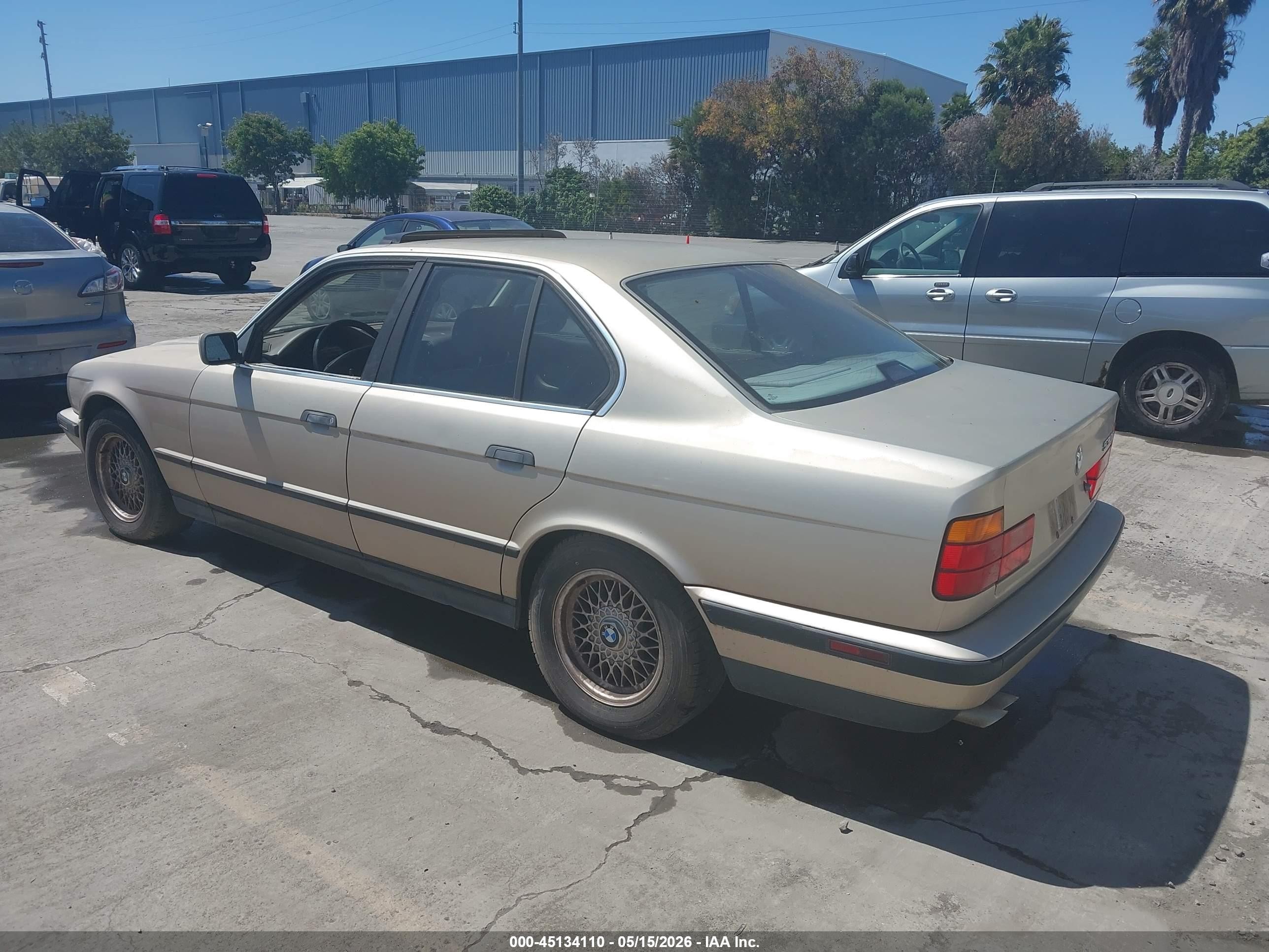 1994 Bmw 530 I Gold vin: WBAHE1313RGE53578