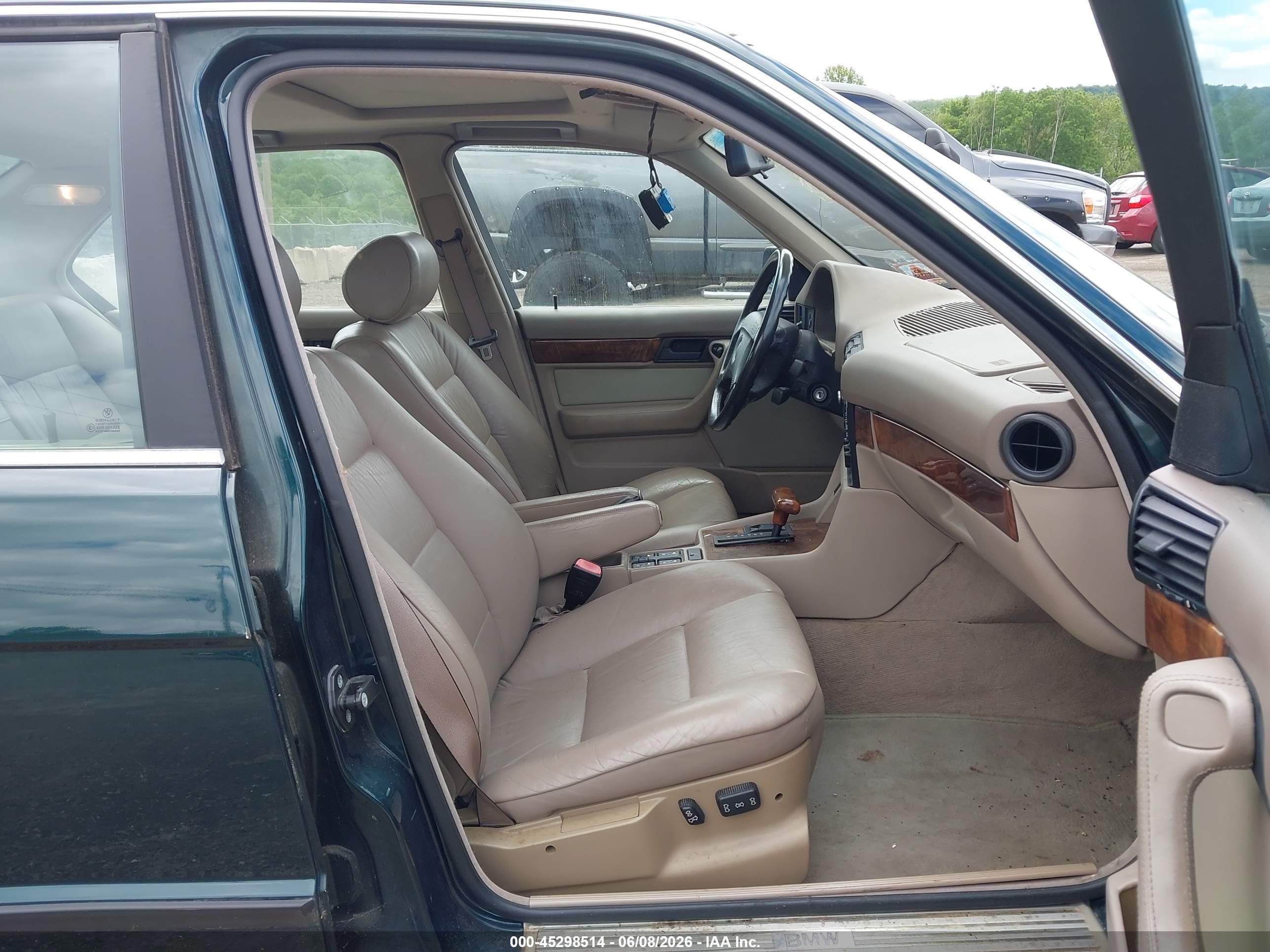 1994 Bmw 530 I Automatic Green vin: WBAHE2320RGE88920