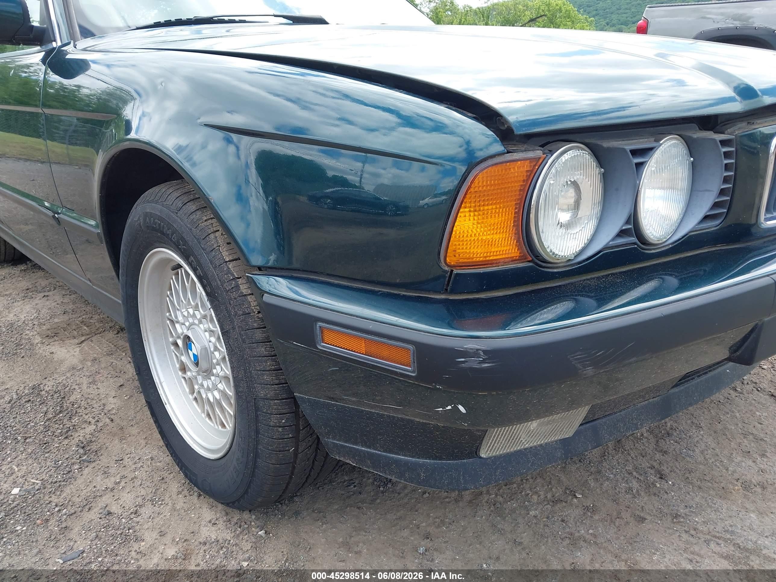 1994 Bmw 530 I Automatic Green vin: WBAHE2320RGE88920
