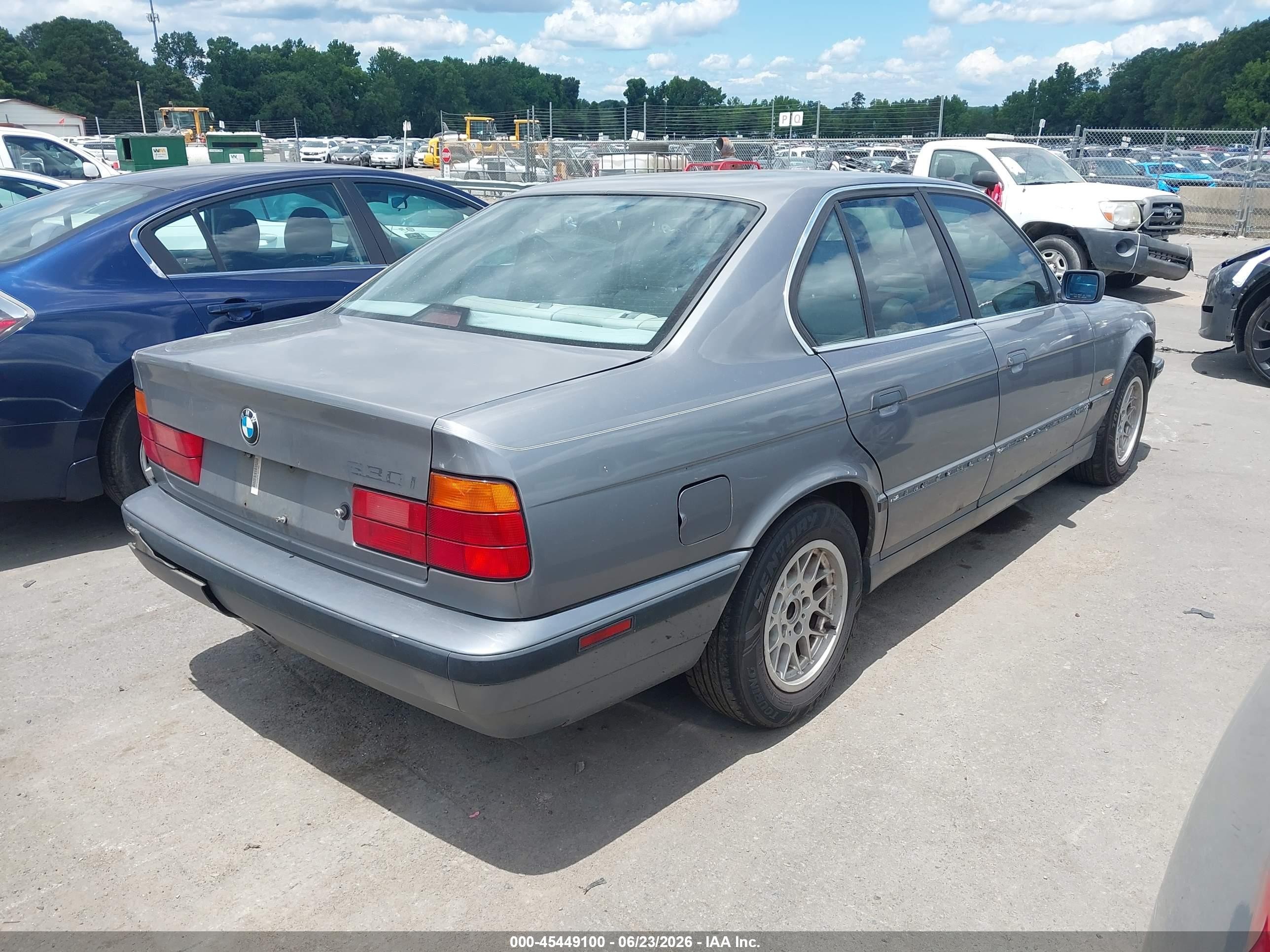 1995 Bmw 530 I Automatic Gray vin: WBAHE2323SGE91882