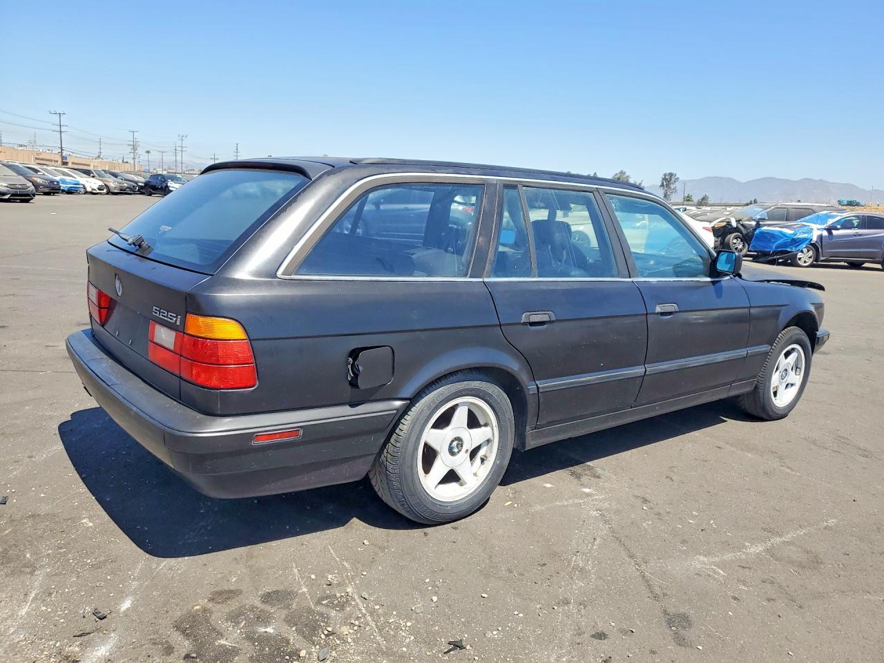 1992 Bmw 525 I Automatic Черный vin: WBAHJ6313NGD21472