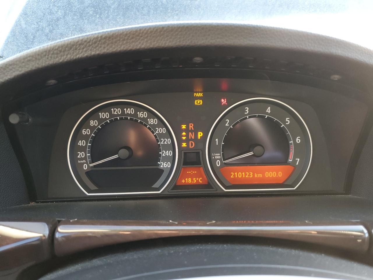 2008 Bmw 750 I Черный vin: WBAHL83508DT13941