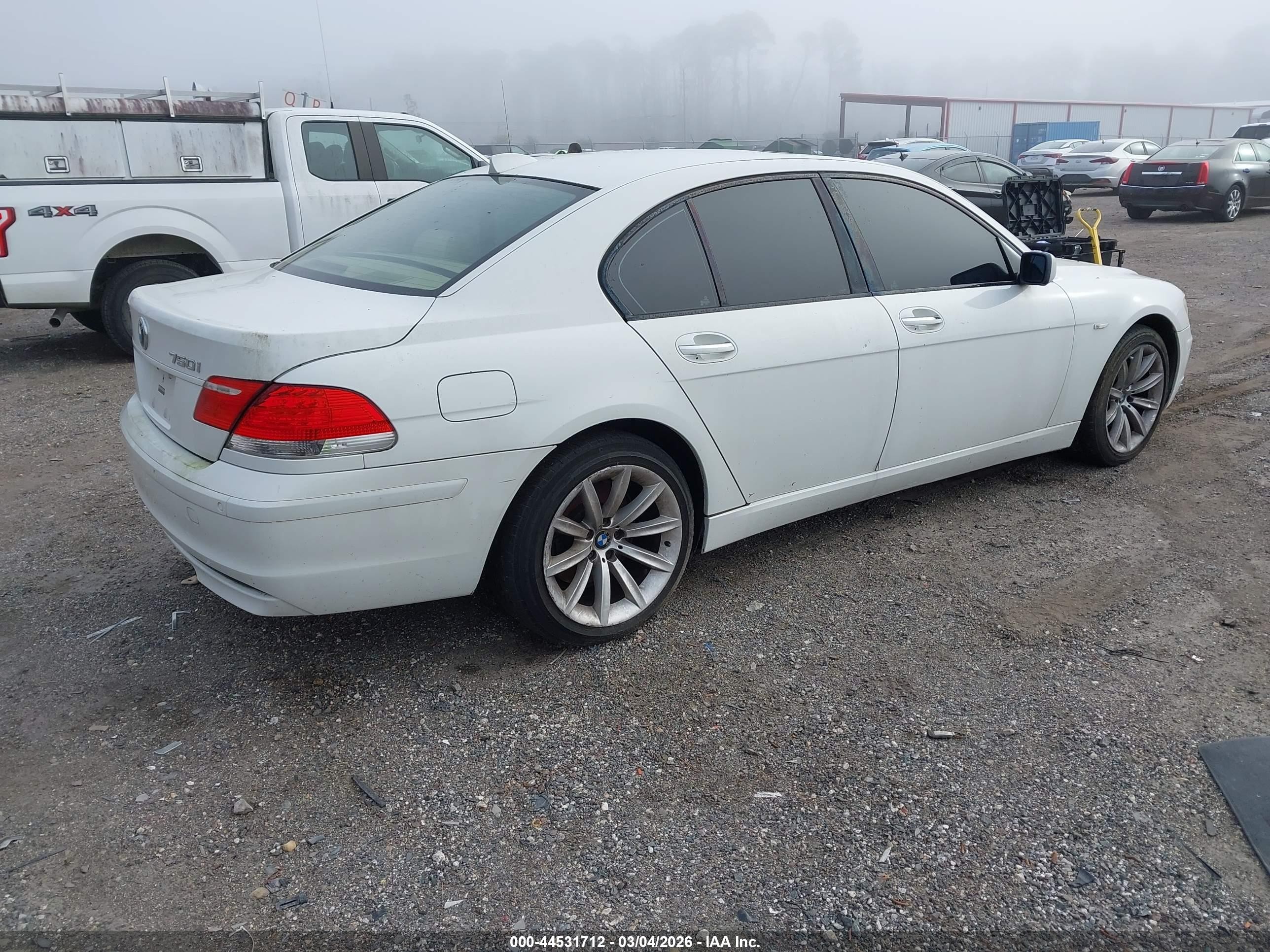 2007 Bmw 750i   White vin: WBAHL83517DT10271