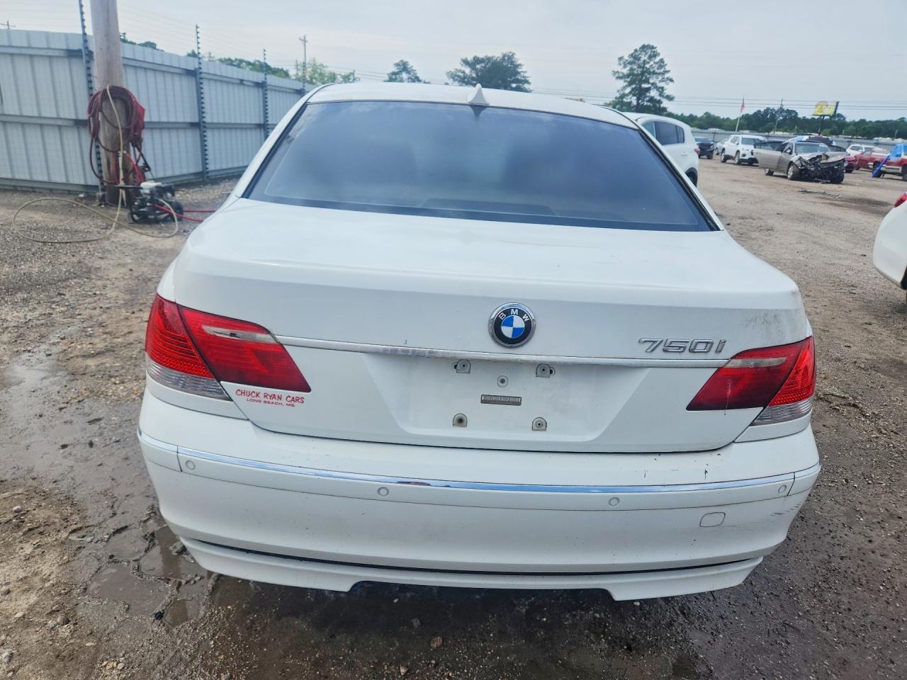 2007 Bmw 750 I Белый vin: WBAHL83537DT08988