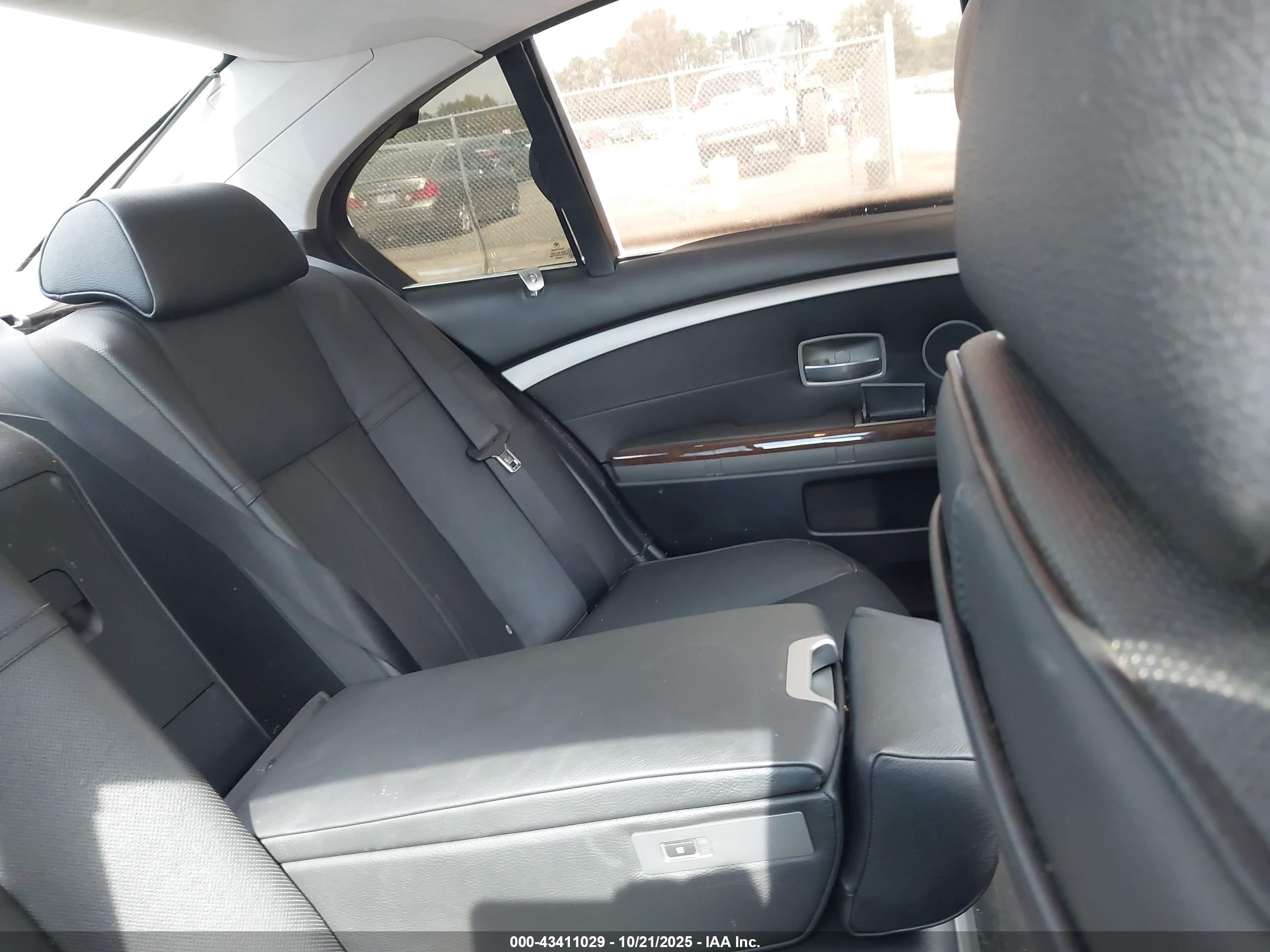 2007 Bmw 750i   Black vin: WBAHL83537DT09106