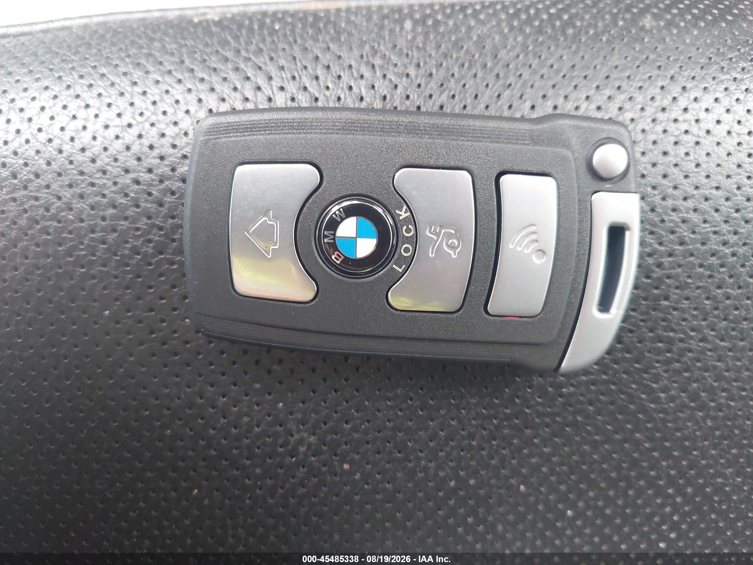 2007 Bmw 750i   Silver vin: WBAHL83537DT89345