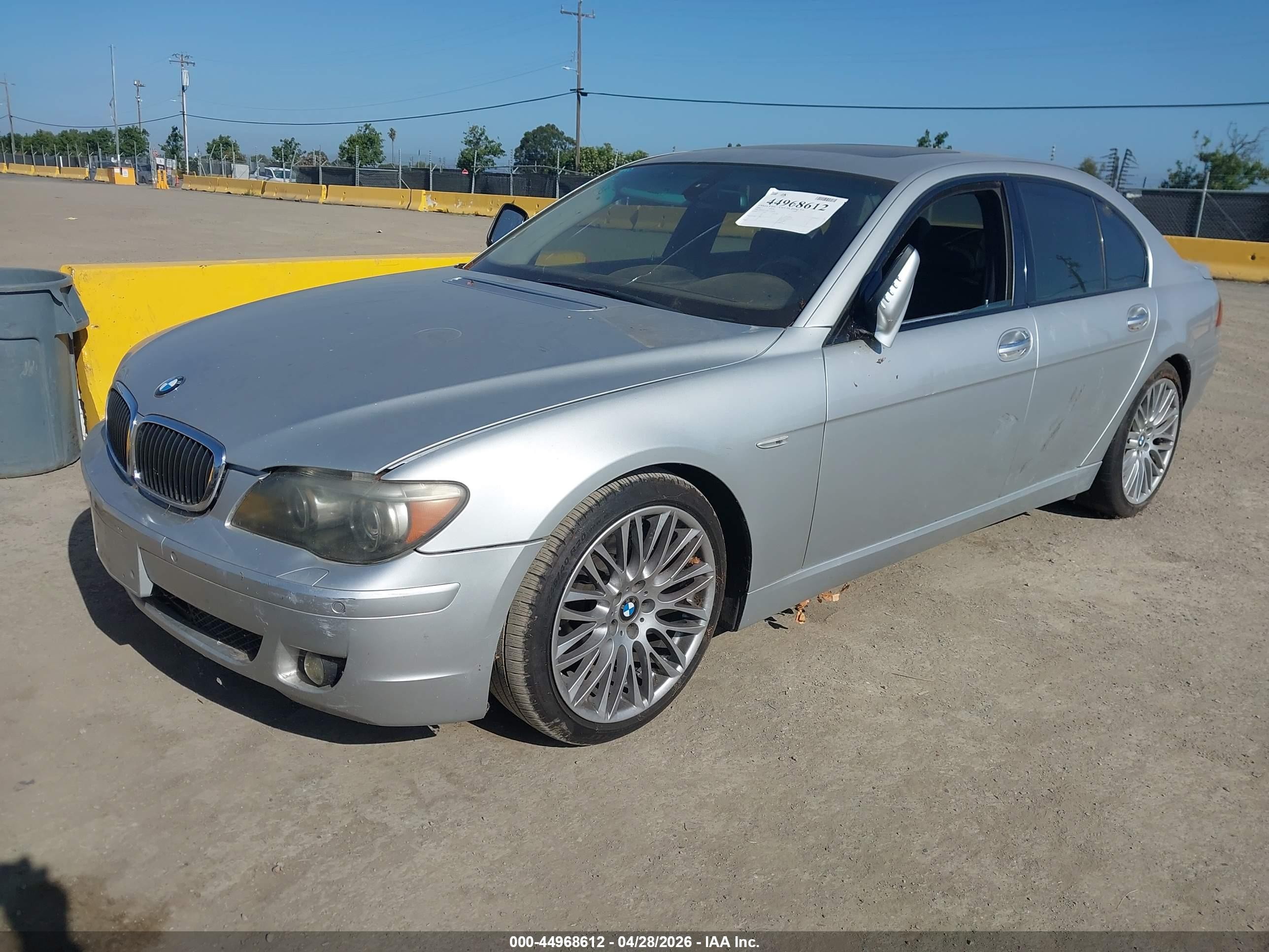 2007 Bmw 750i   Silver vin: WBAHL83557DT09995