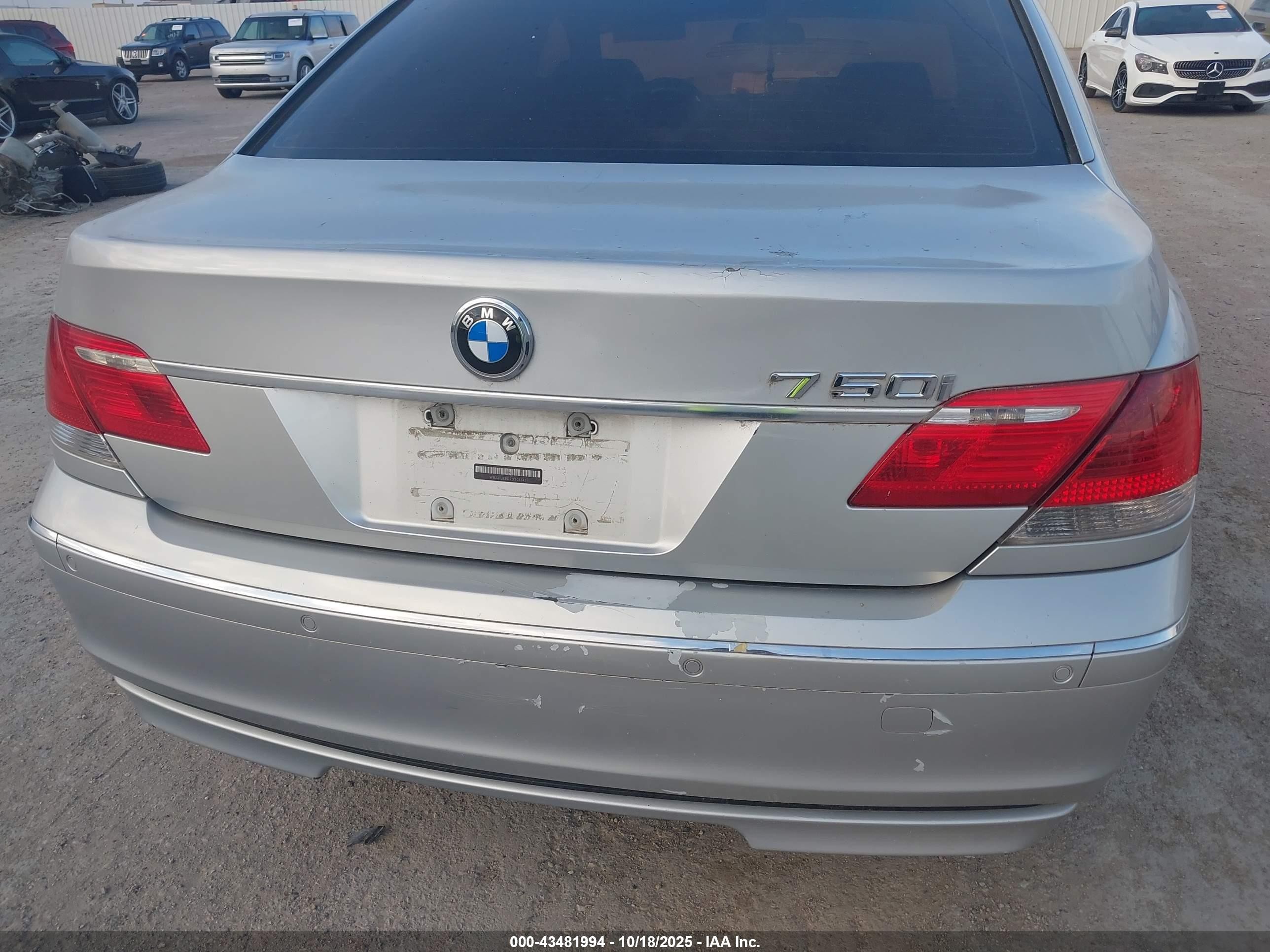 2007 Bmw 750i   Silver vin: WBAHL83577DT08542