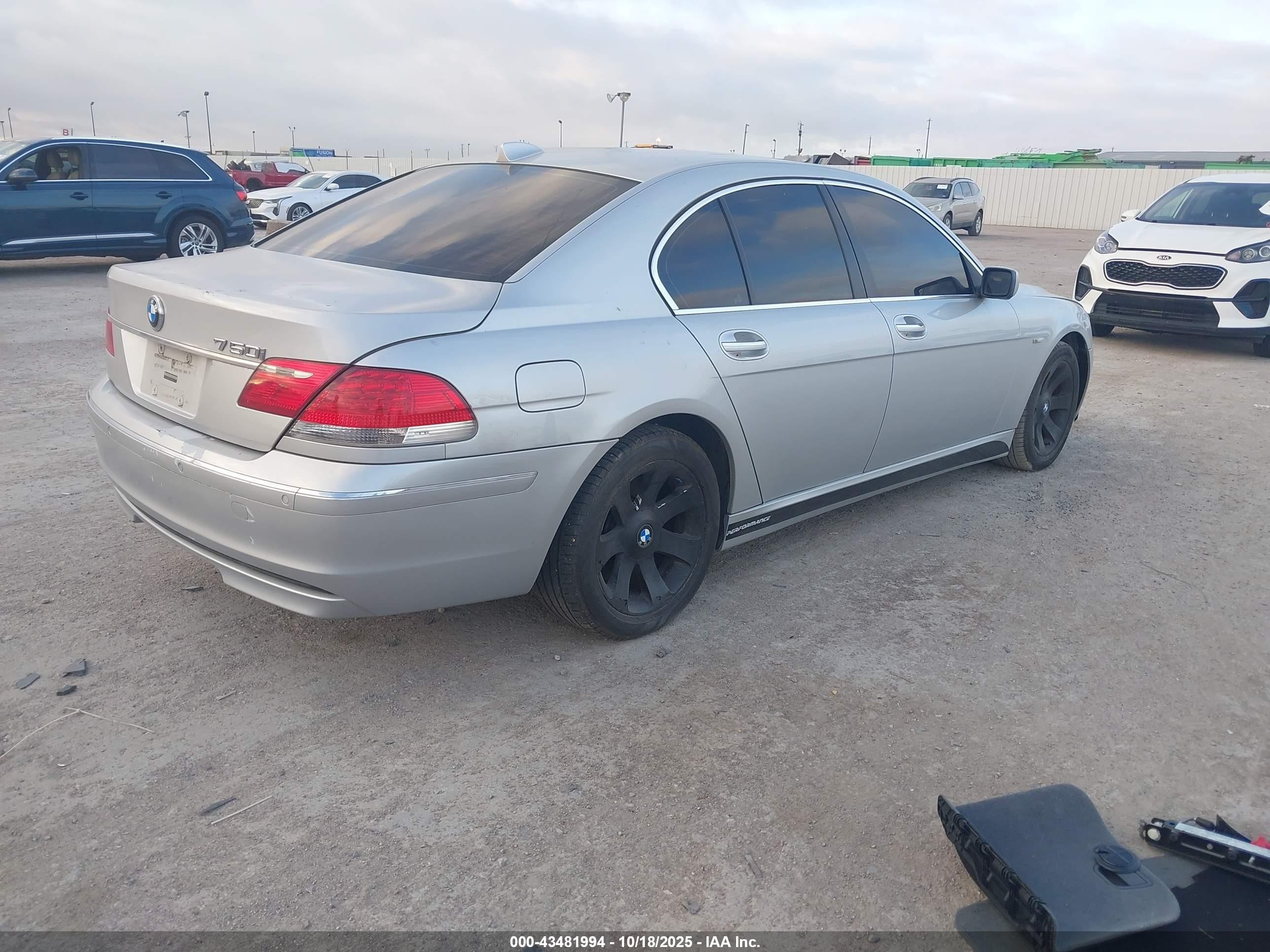 2007 Bmw 750i   Silver vin: WBAHL83577DT08542