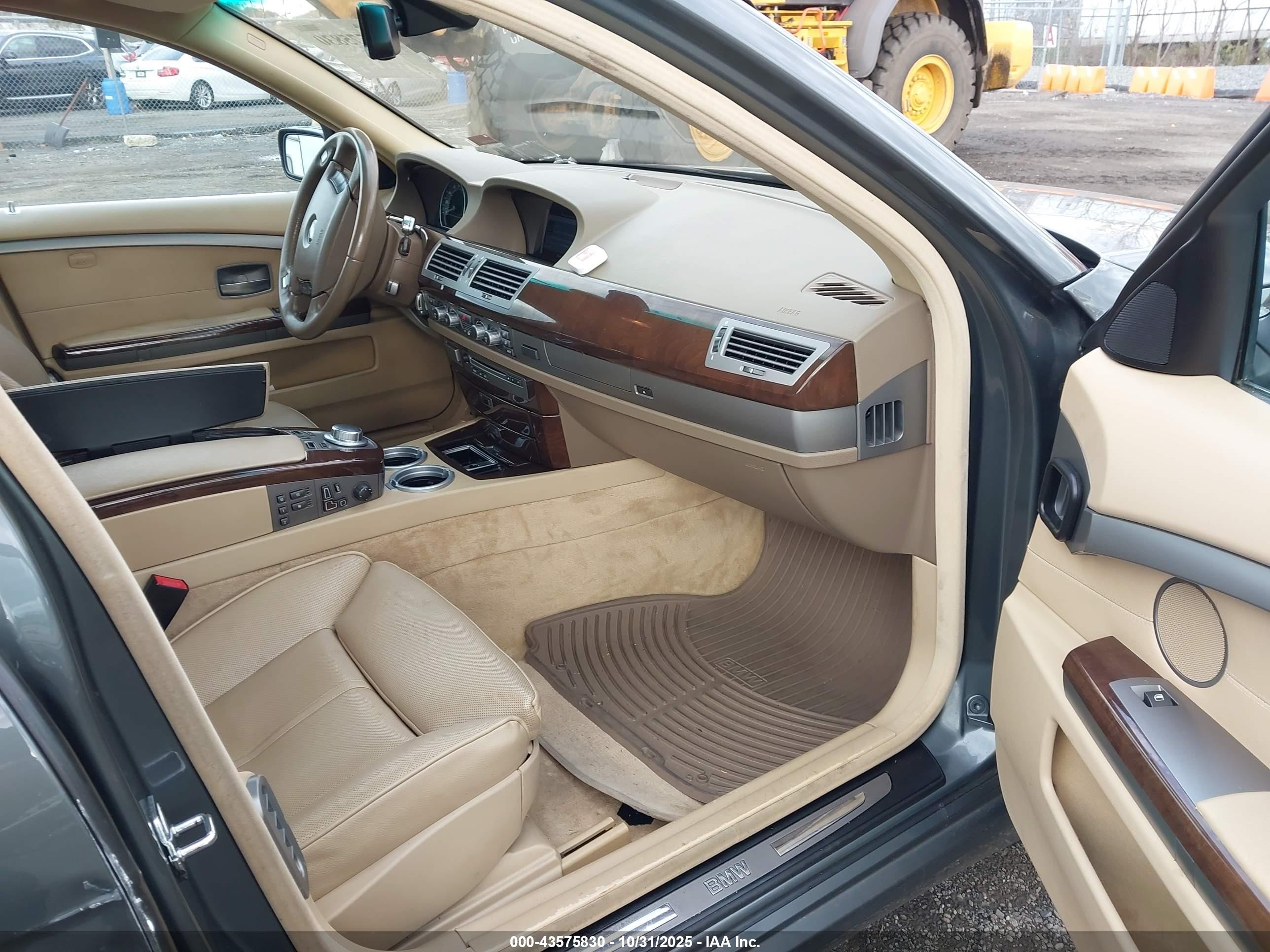 2007 Bmw 750i   Серый vin: WBAHL83577DT10467