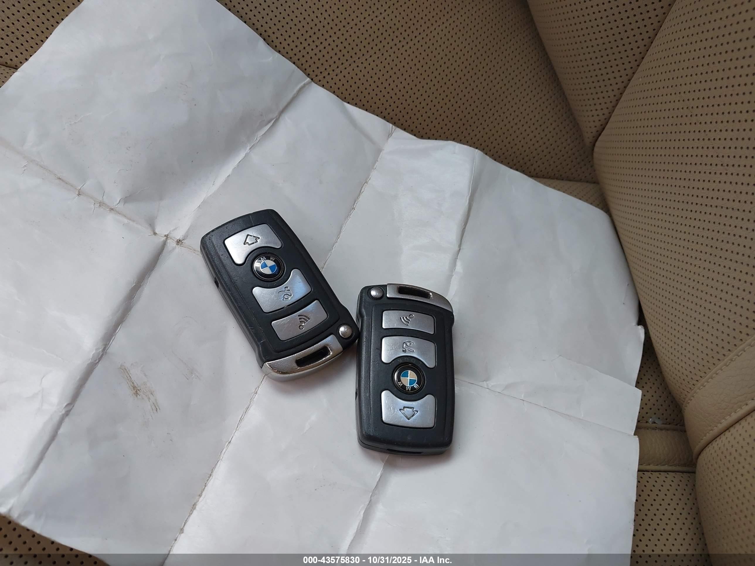 2007 Bmw 750i   Серый vin: WBAHL83577DT10467