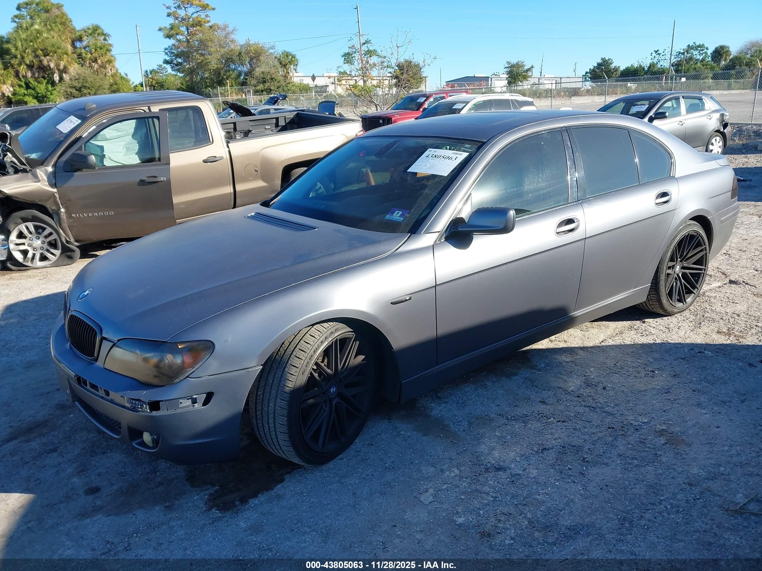 2007 Bmw 750i   Black vin: WBAHL83587DT08825