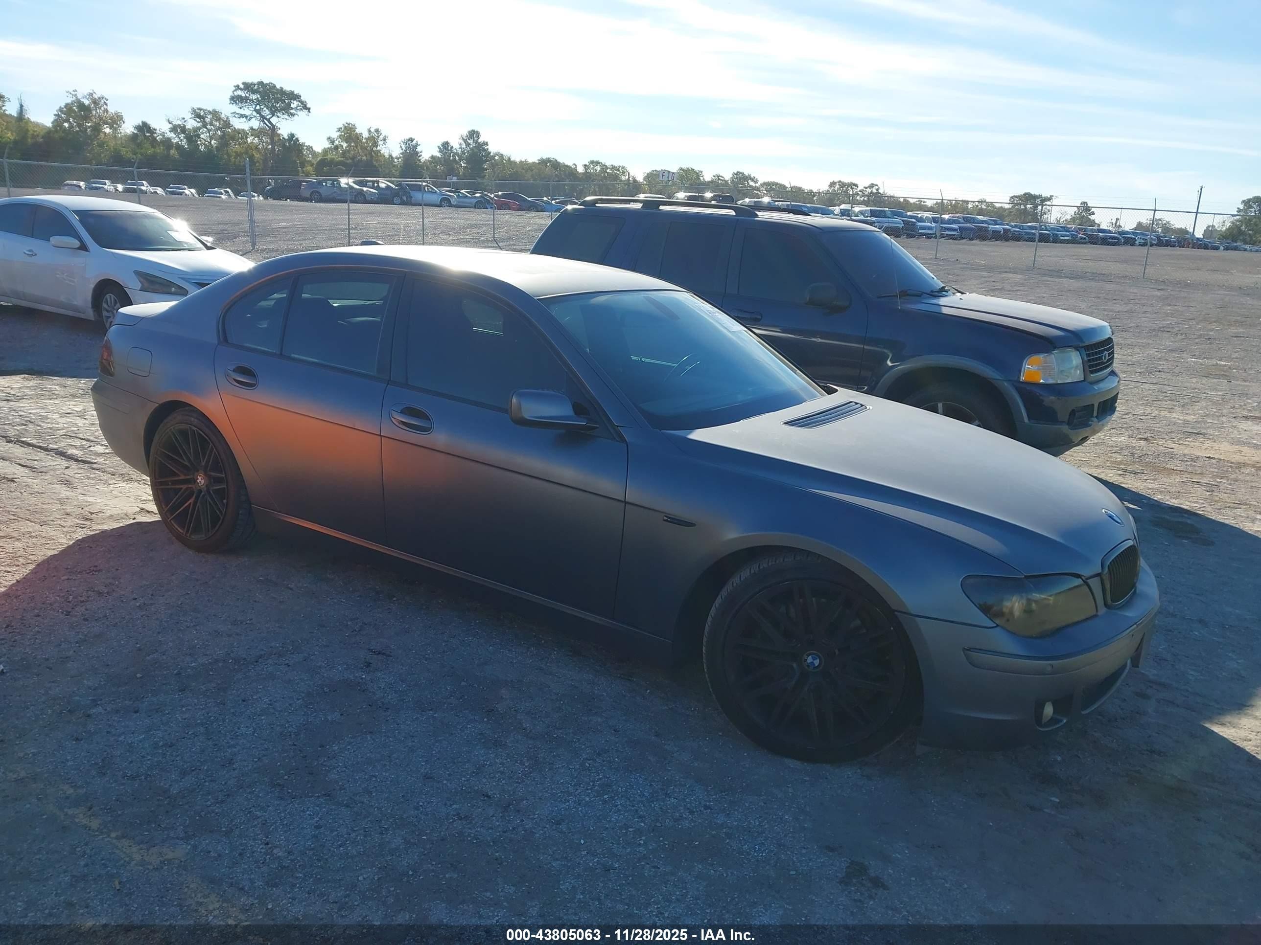 2007 Bmw 750i   Black vin: WBAHL83587DT08825