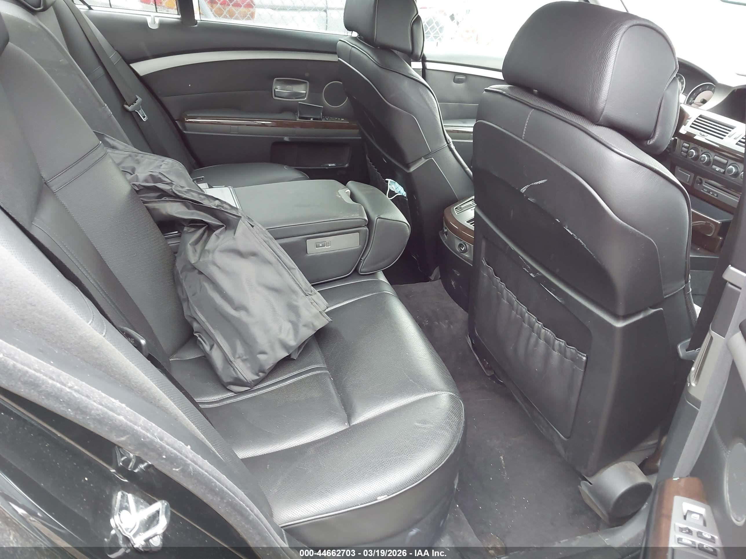 2008 Bmw 750i   Black vin: WBAHL83588DT14089