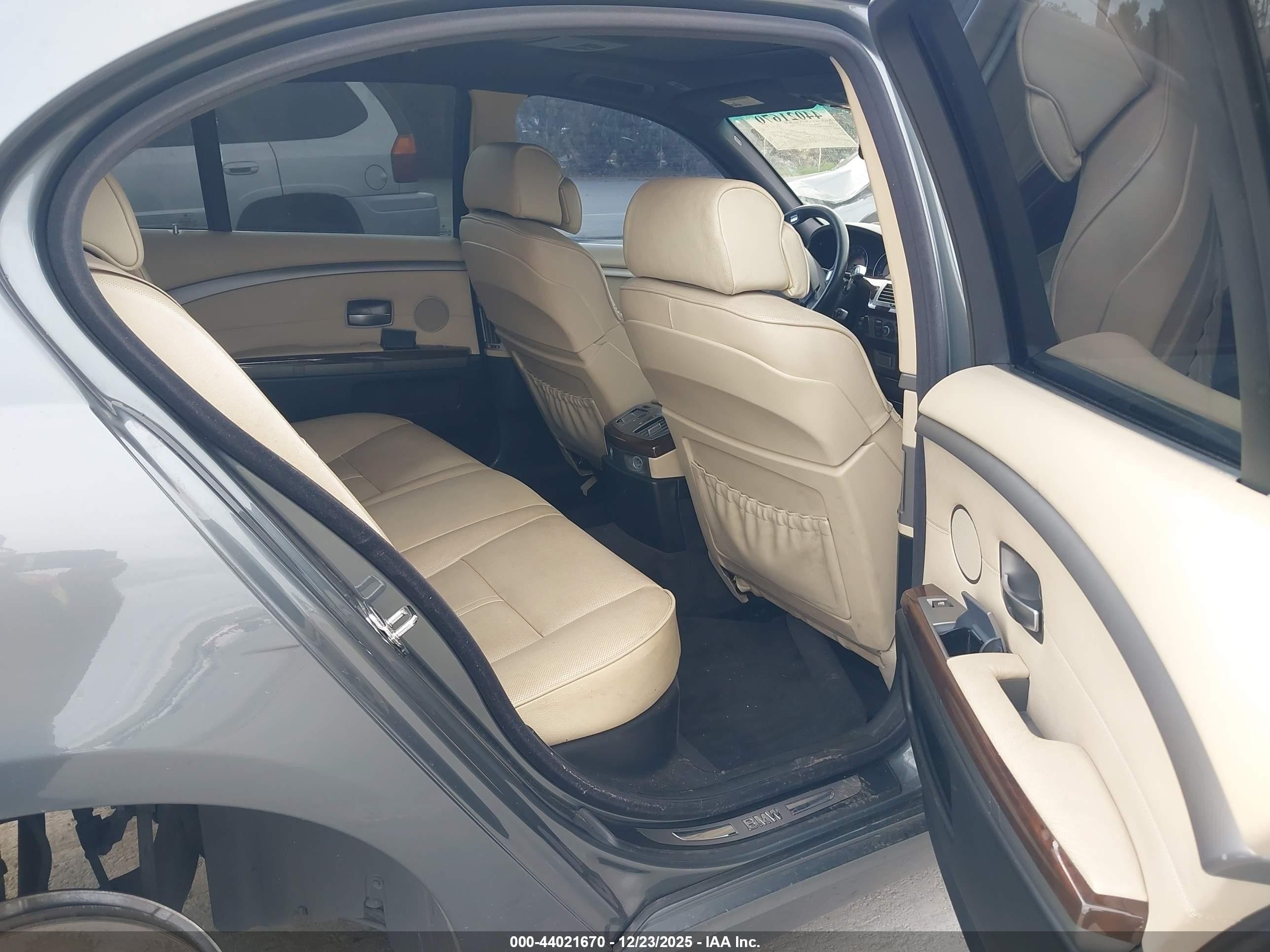 2006 Bmw 750i   Gray vin: WBAHL83596DT06337
