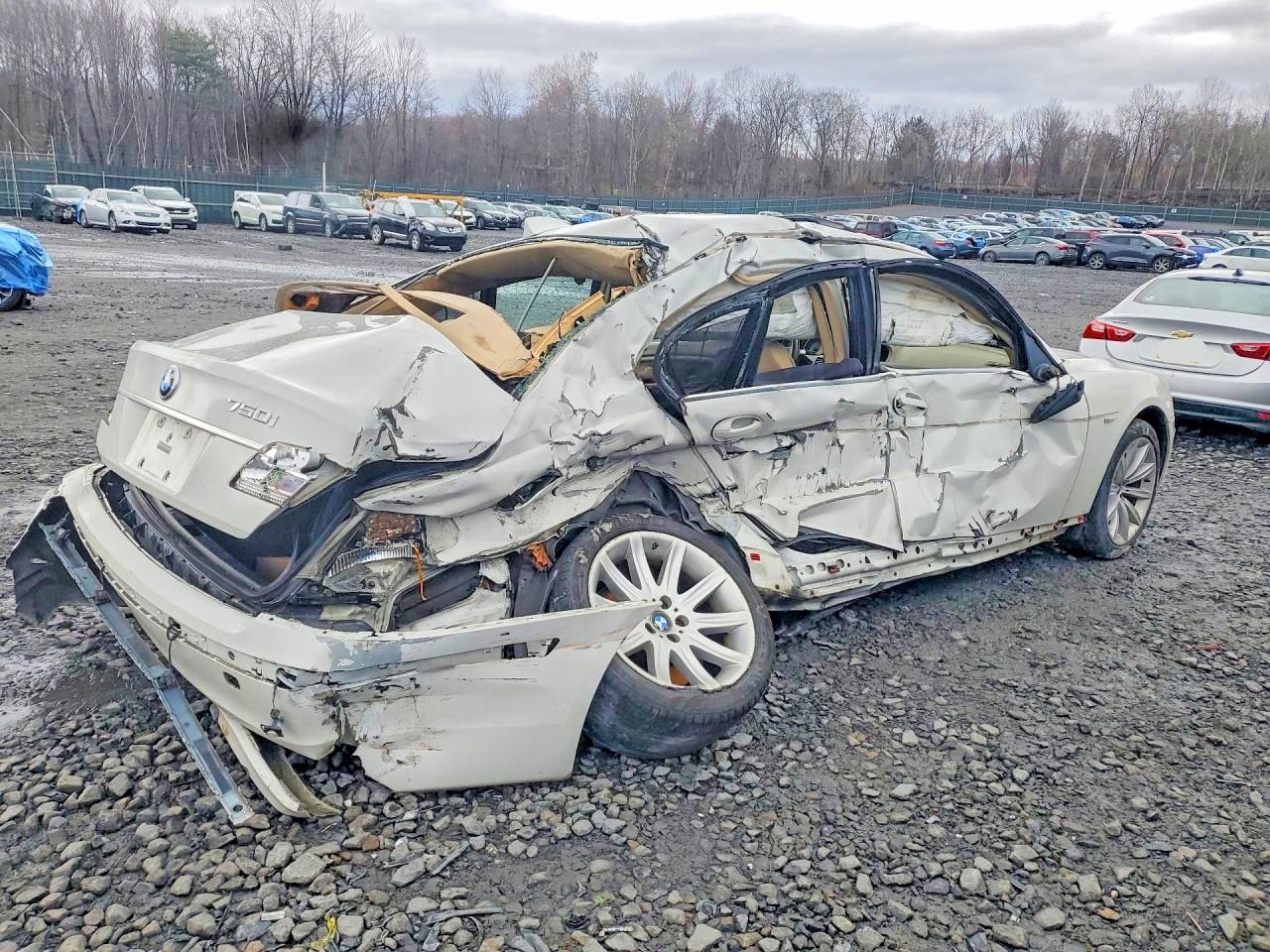 2007 Bmw 750 I White vin: WBAHL83597DT09465