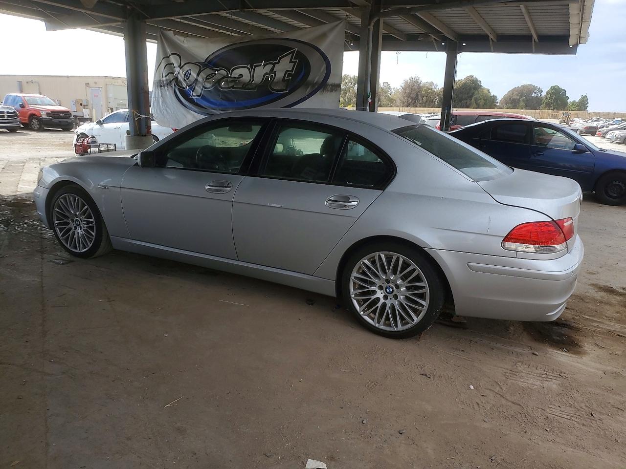 2007 Bmw 750 I Silver vin: WBAHL835X7DT08356