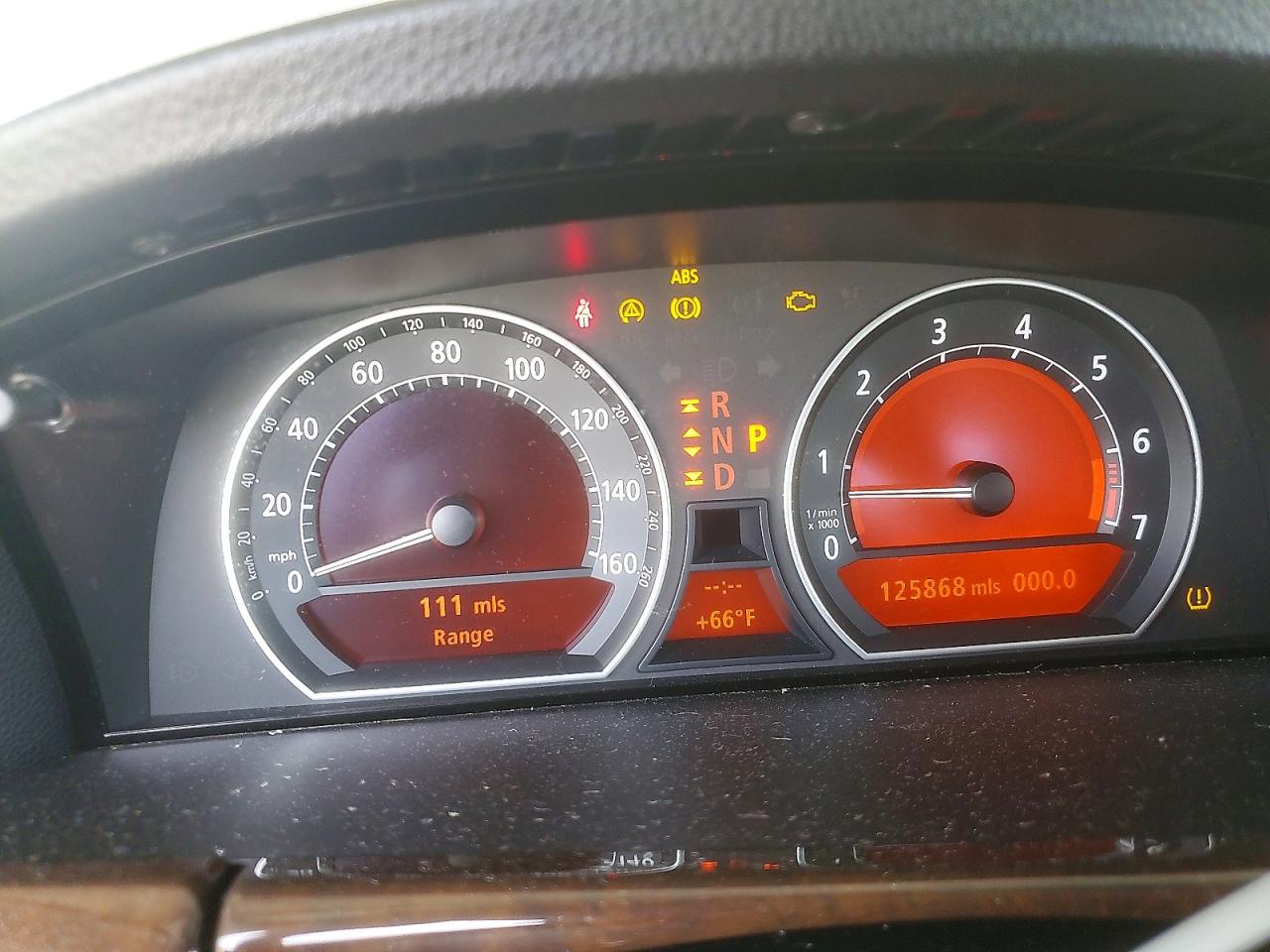 2007 Bmw 750 I Silver vin: WBAHL835X7DT08356
