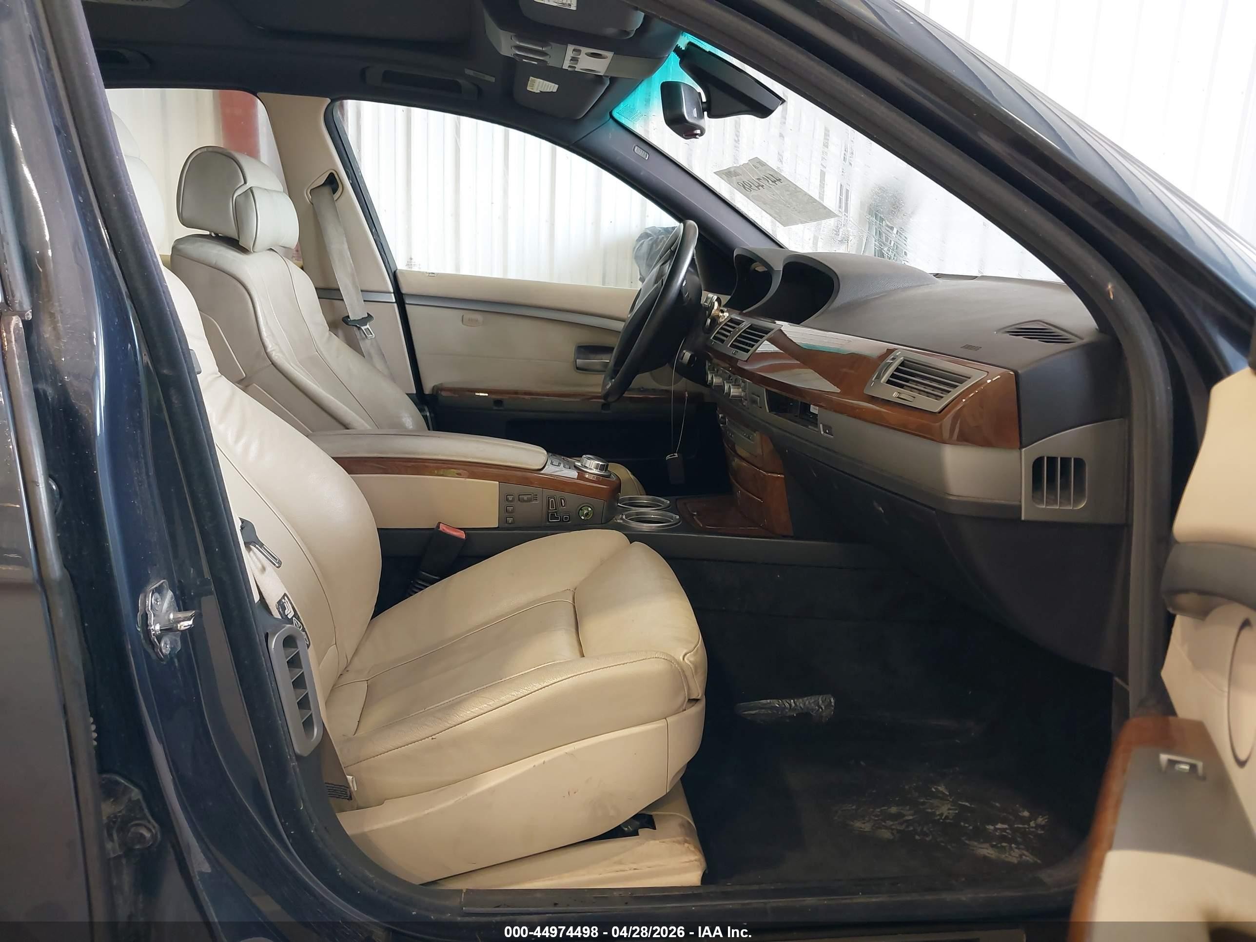 2007 Bmw 750i   Blue vin: WBAHL835X7DT09989